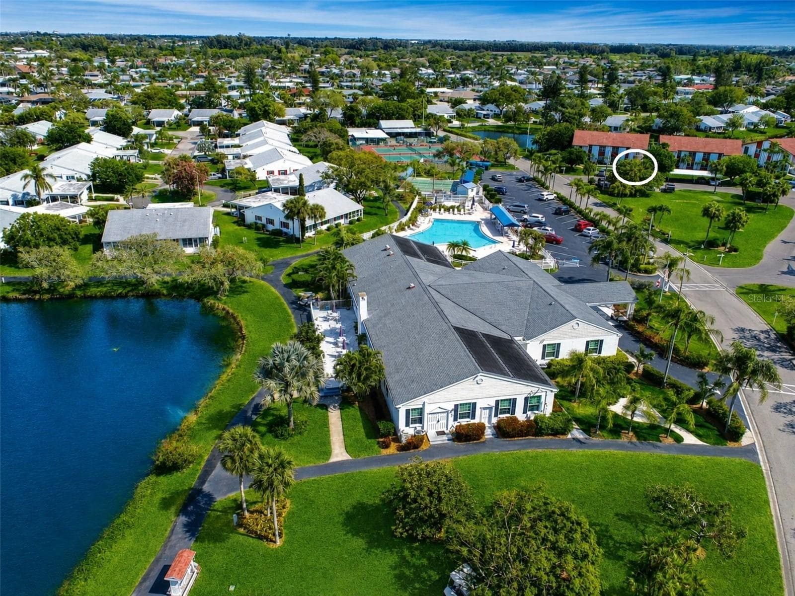 Condo highlighted in white Mt Vernon clubhouse and amenities - 4853 INDEPENDENCE DR, BRADENTON