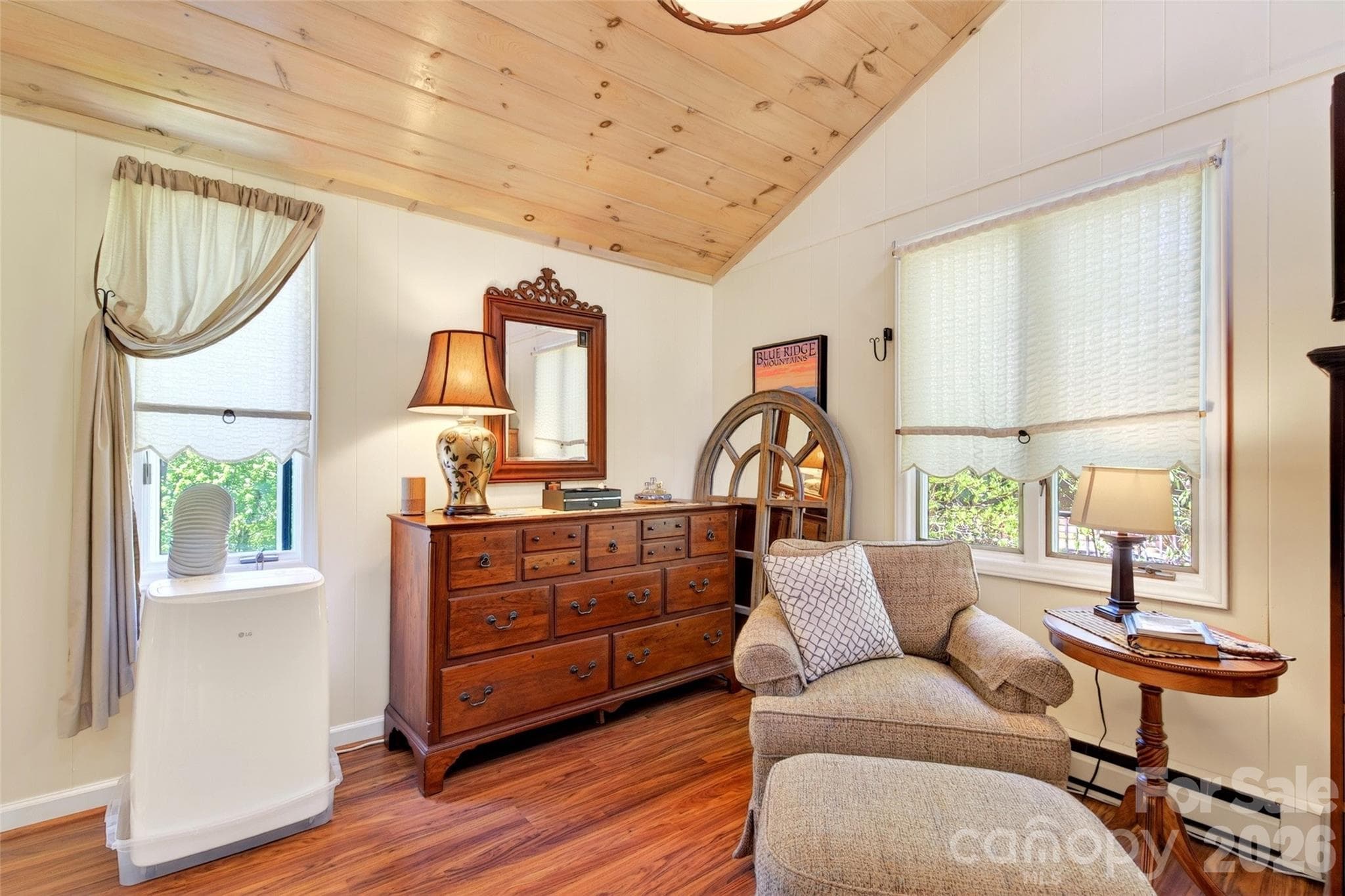 Single Family Residence at 334 Harbor Lake Road, Newland, photo 19 of 48