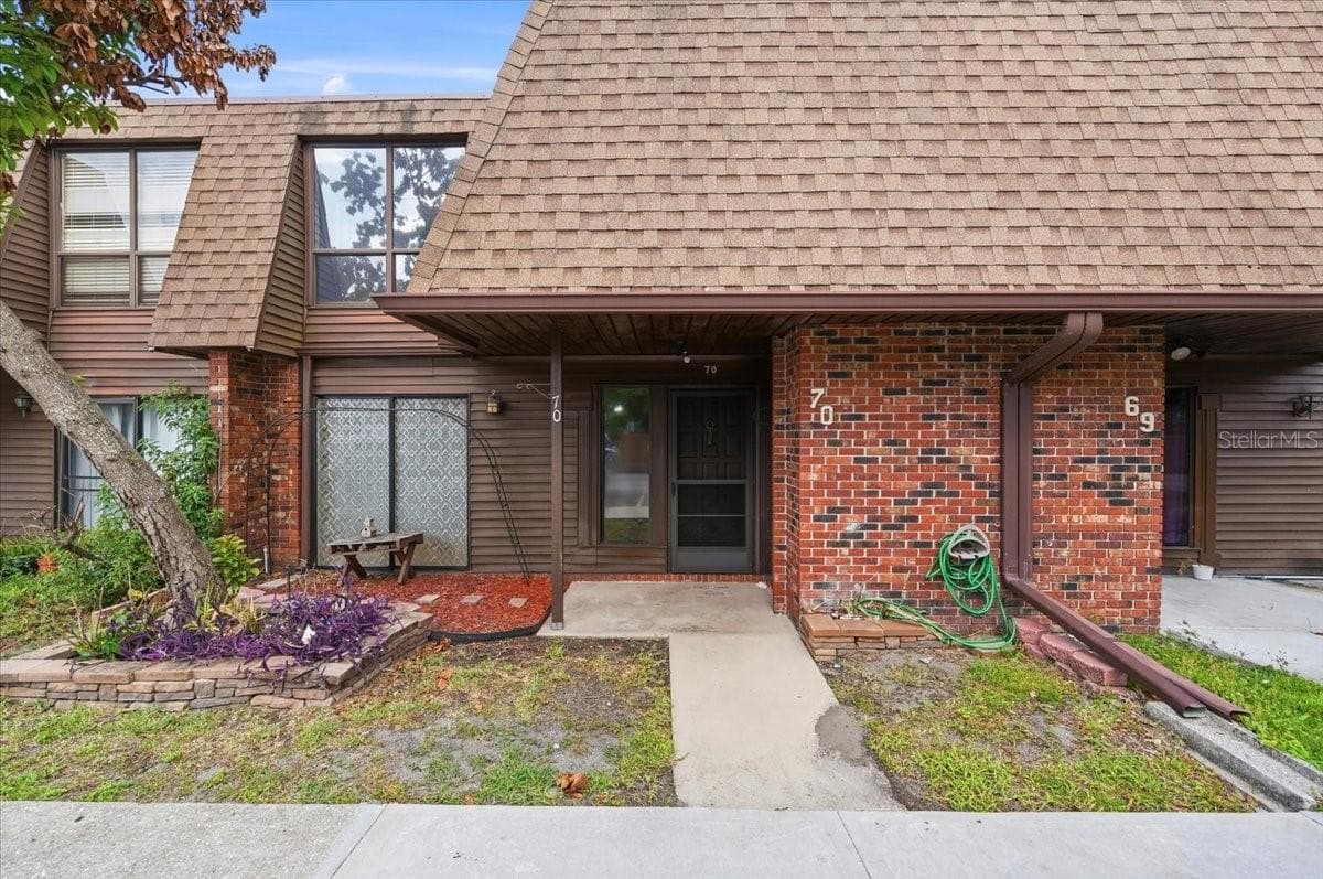 1836 N CRYSTAL LAKE DR #70