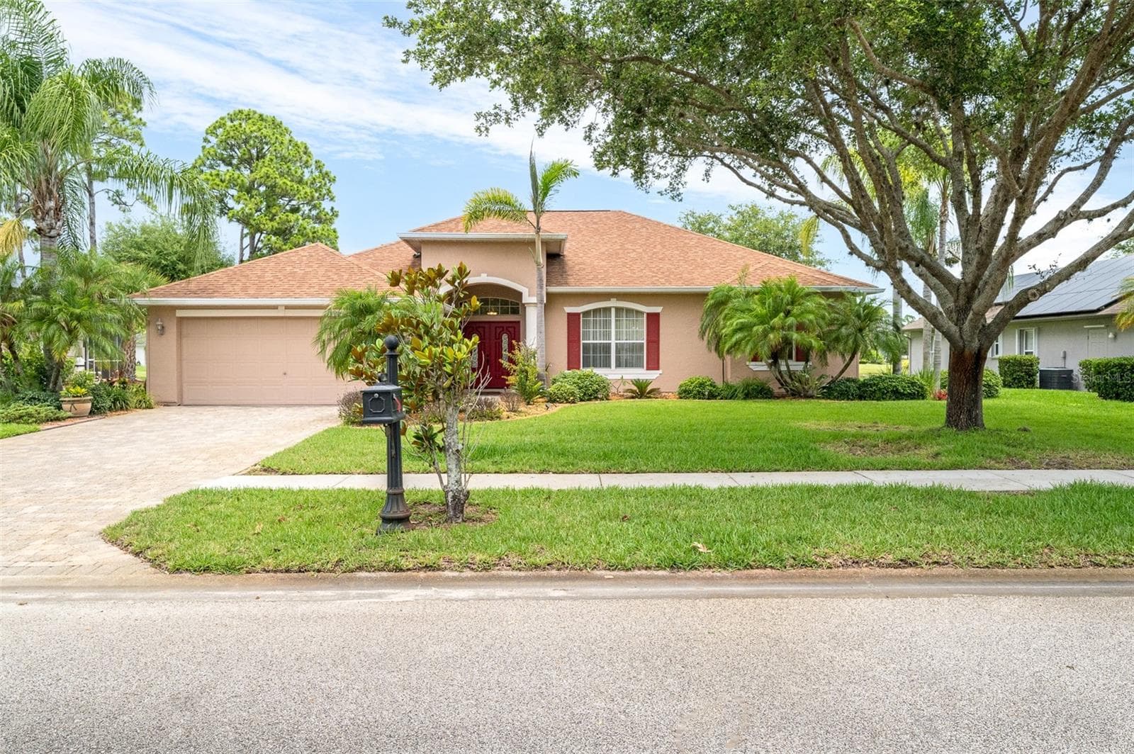 241 DEVLIN CT