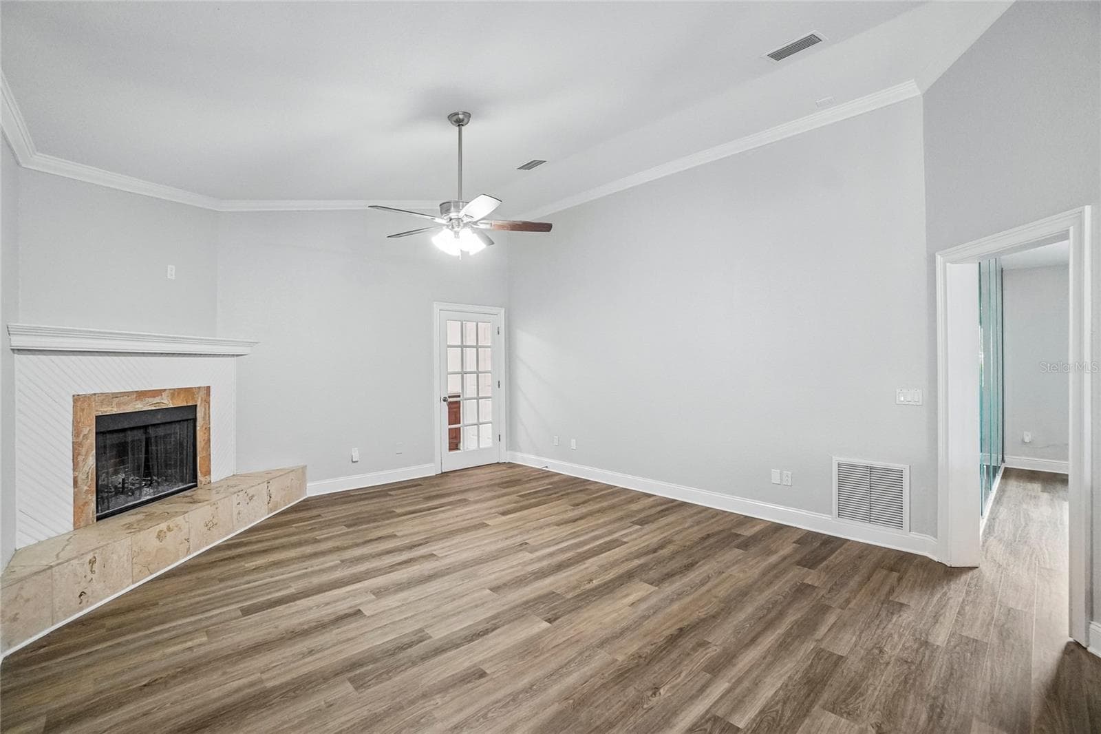 Single Family Residence at 5609 EXECUTIVE DR, NEW PORT RICHEY, photo 3 of 63