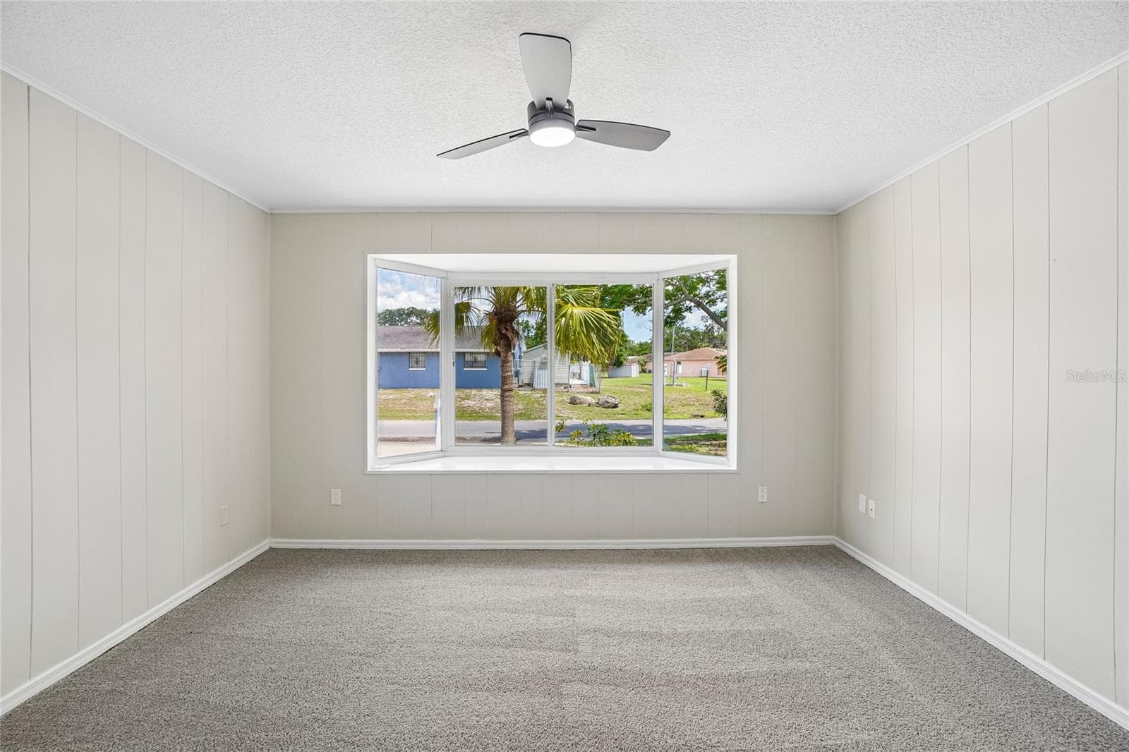Single Family Residence at 5609 EXECUTIVE DR, NEW PORT RICHEY, photo 8 of 63