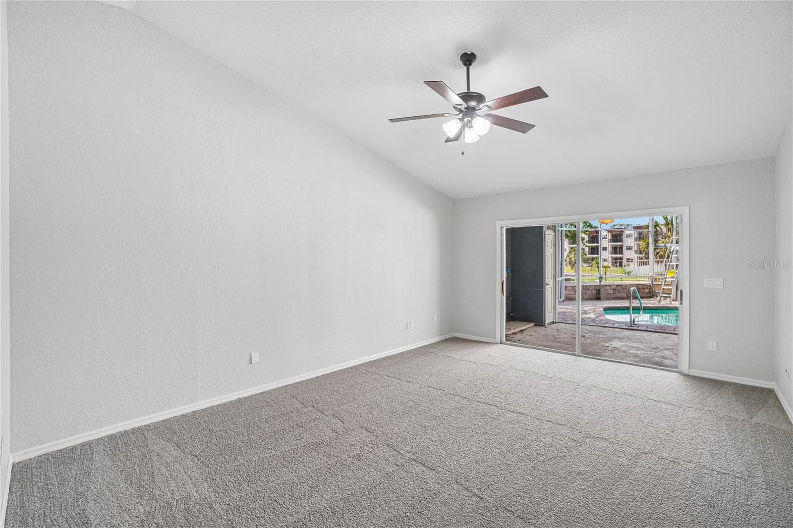 Single Family Residence at 5609 EXECUTIVE DR, NEW PORT RICHEY, photo 14 of 63