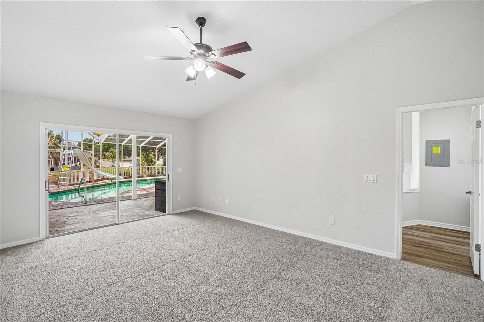 Single Family Residence at 5609 EXECUTIVE DR, NEW PORT RICHEY, photo 31 of 63
