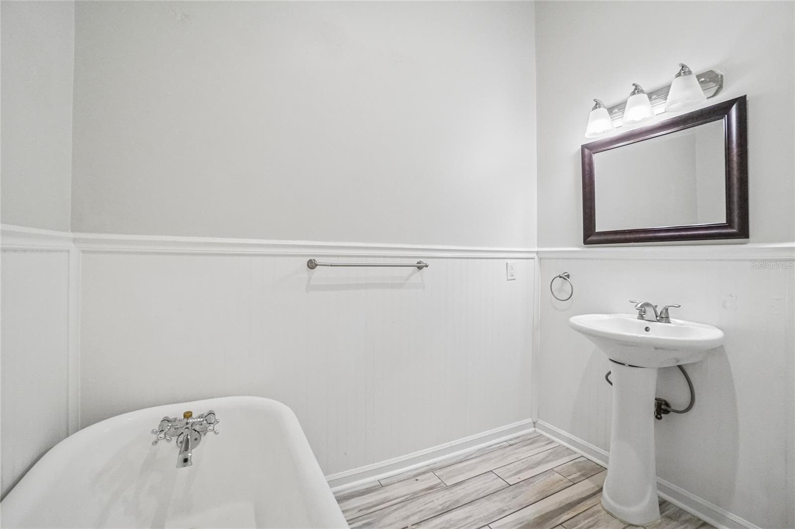 Single Family Residence at 5609 EXECUTIVE DR, NEW PORT RICHEY, photo 35 of 63