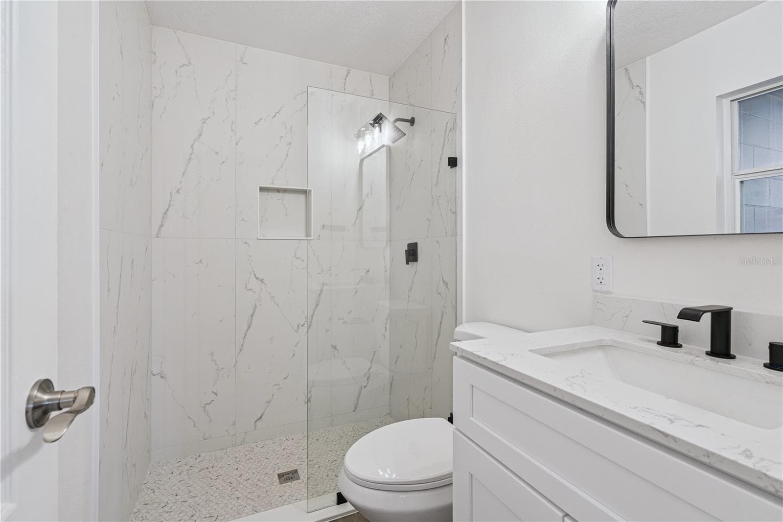 Single Family Residence at 1310 LEE CT, LEESBURG, photo 20 of 37