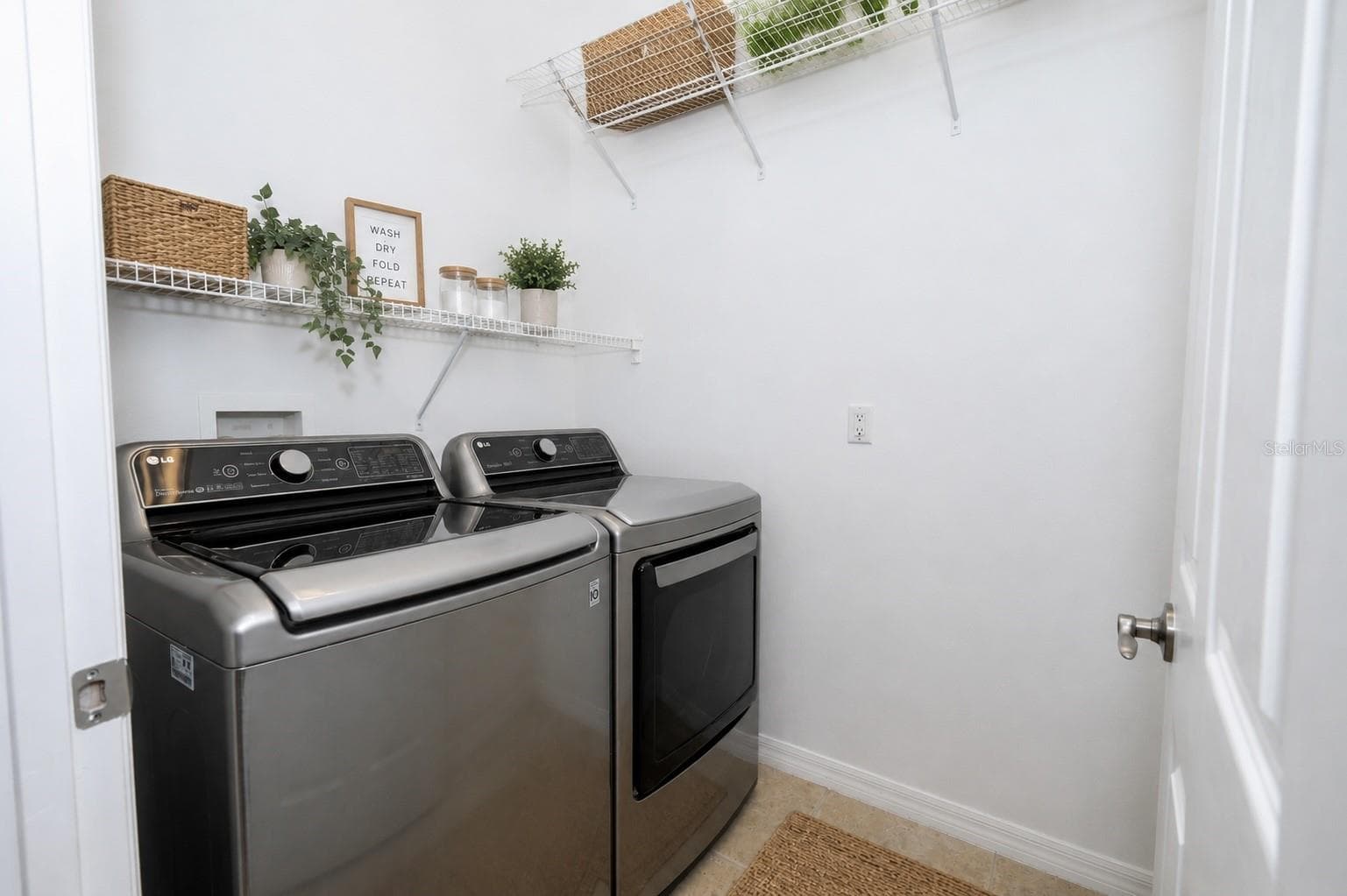 Condominium at 8766 THE ESPLANADE #23, ORLANDO, photo 13 of 47