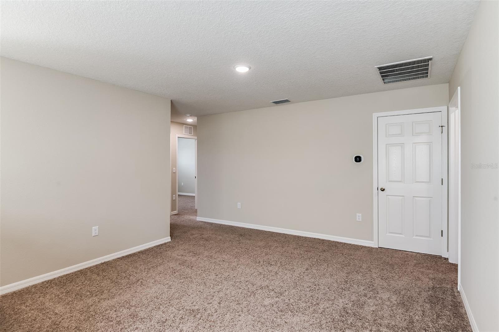 Single Family Residence at 9110 BELLEVIEW FOREST PASS, DADE CITY, photo 18 of 32
