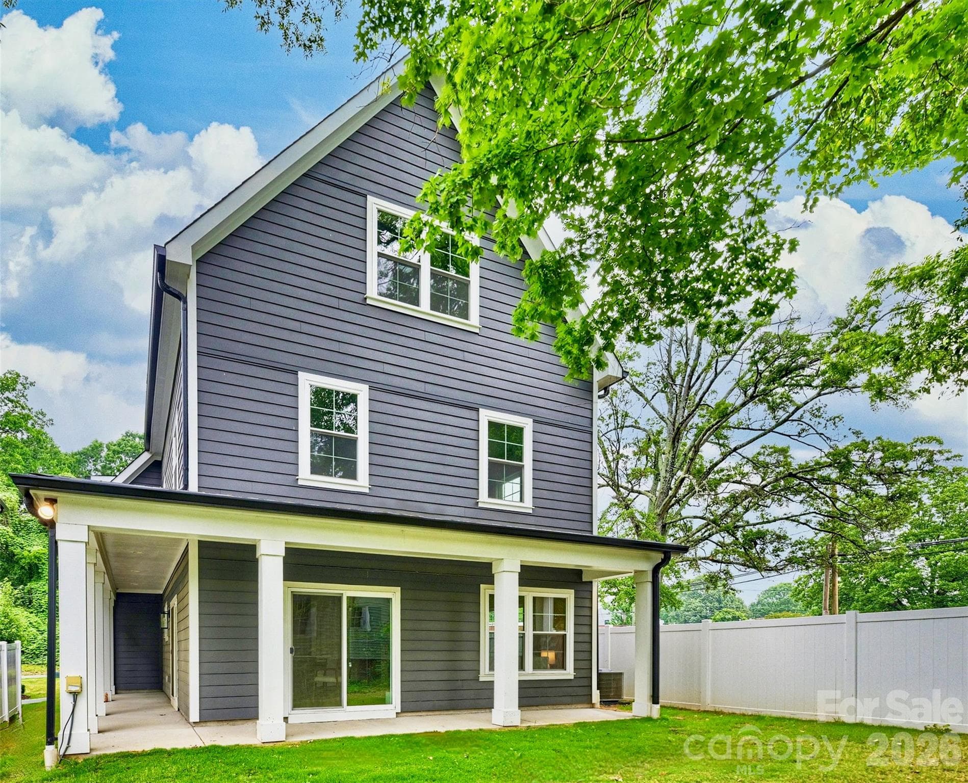 Single Family Residence at 201 Coxe Avenue, Charlotte, photo 18 of 18