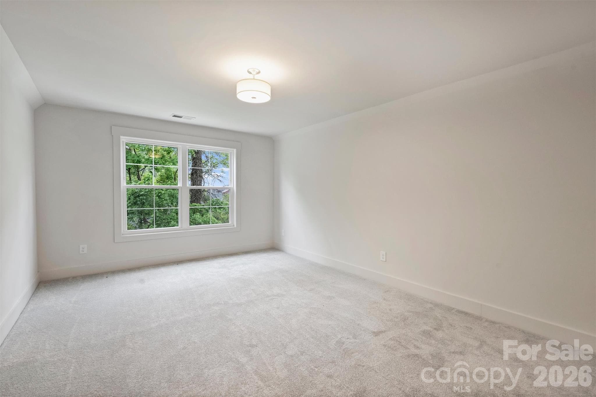 Secondary bedroom - 201 Coxe Avenue, Charlotte