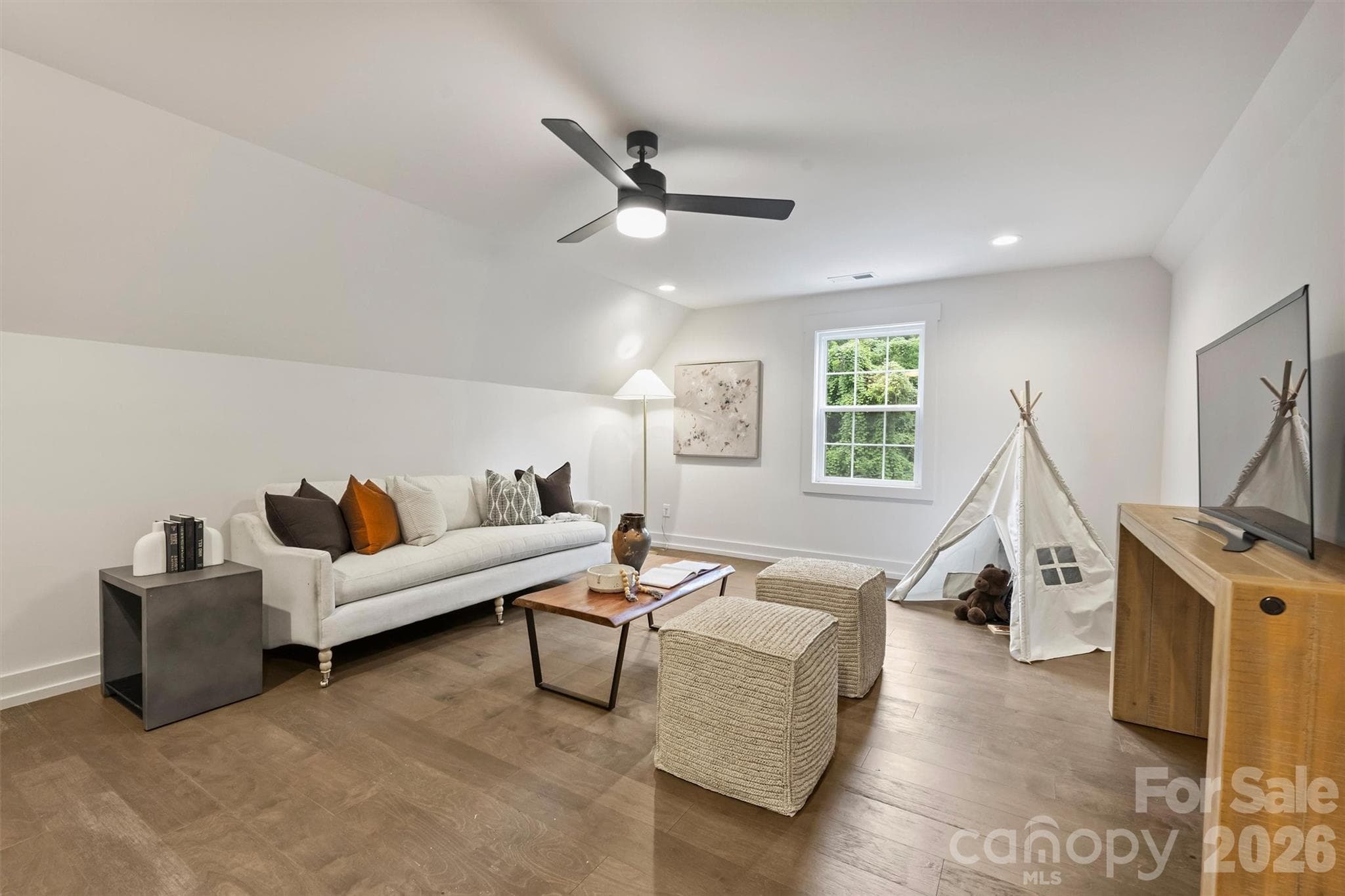 Single Family Residence at 201 Coxe Avenue, Charlotte, photo 14 of 18