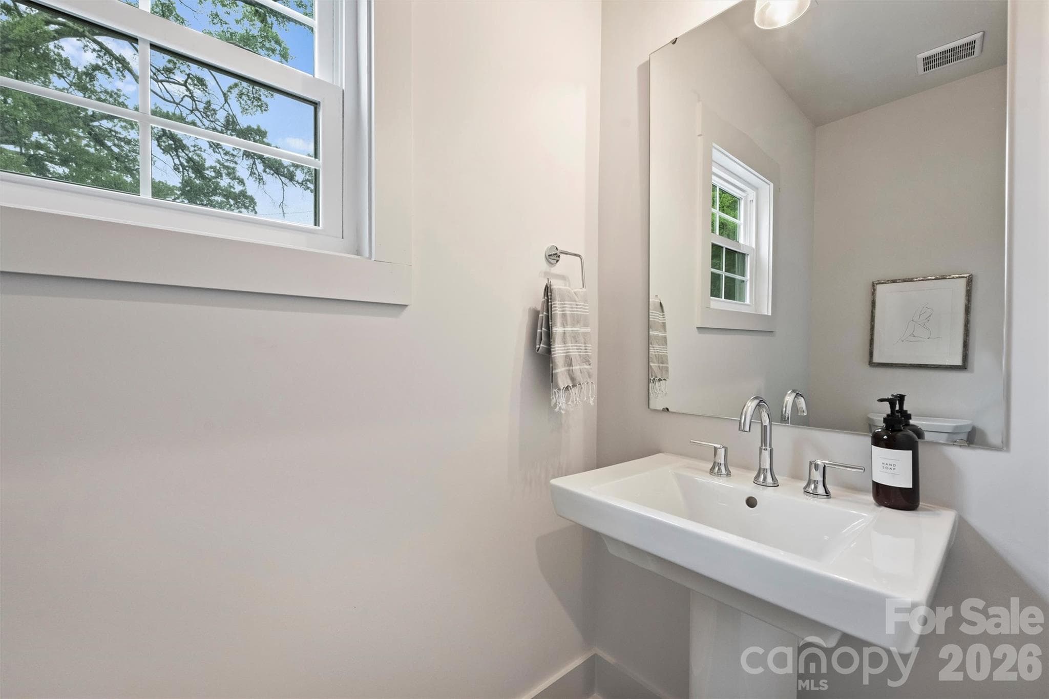 Powder room - 201 Coxe Avenue, Charlotte