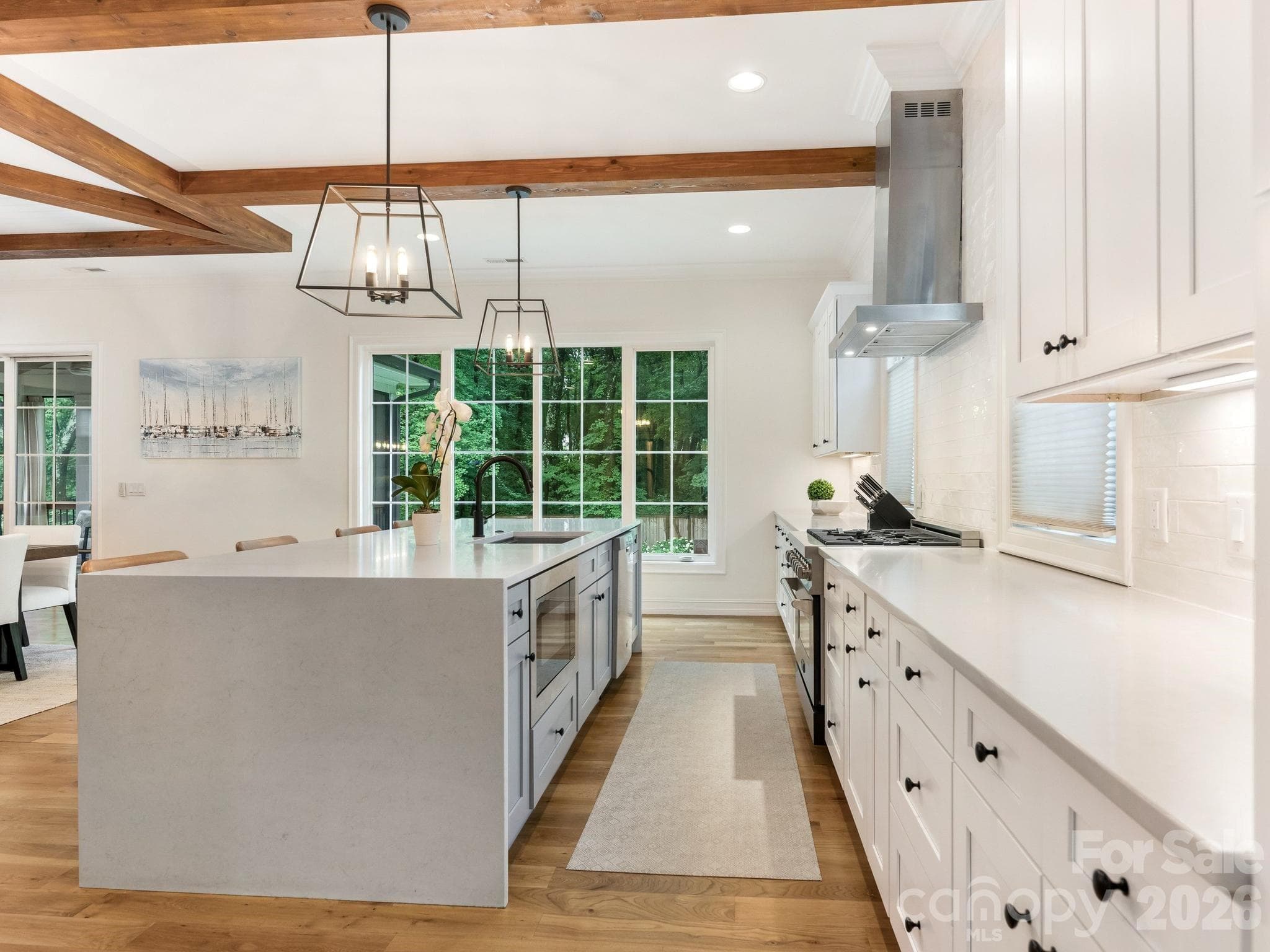 Single Family Residence at 2928 Hanson Drive, Charlotte, photo 7 of 35