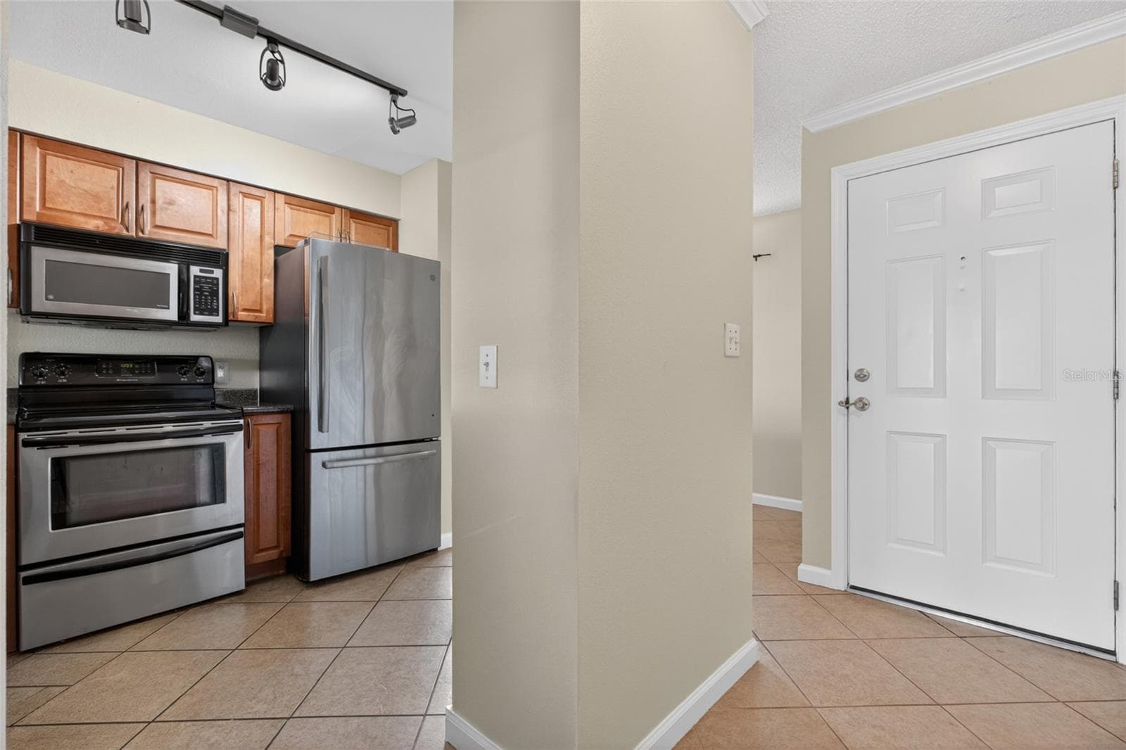Condominium at 10125 SAILWINDS BLVD N #104, LARGO, photo 7 of 65