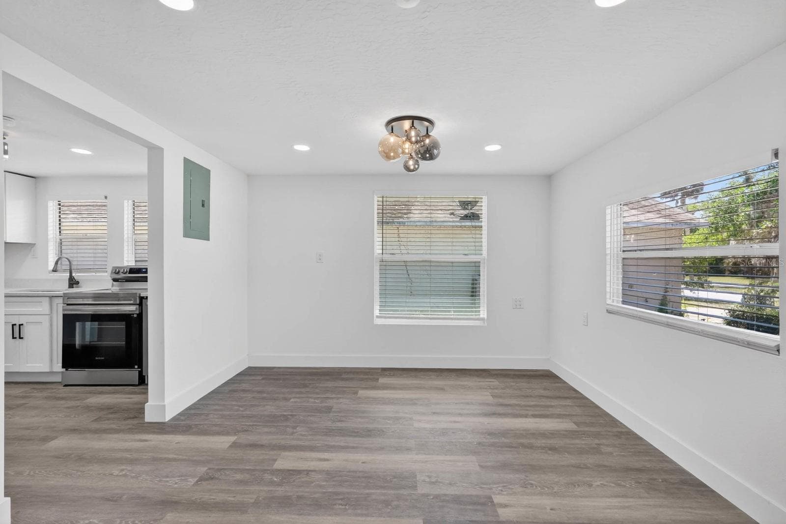 Single Family Residence at 246 WILLOW PL, ORMOND BEACH, photo 13 of 39