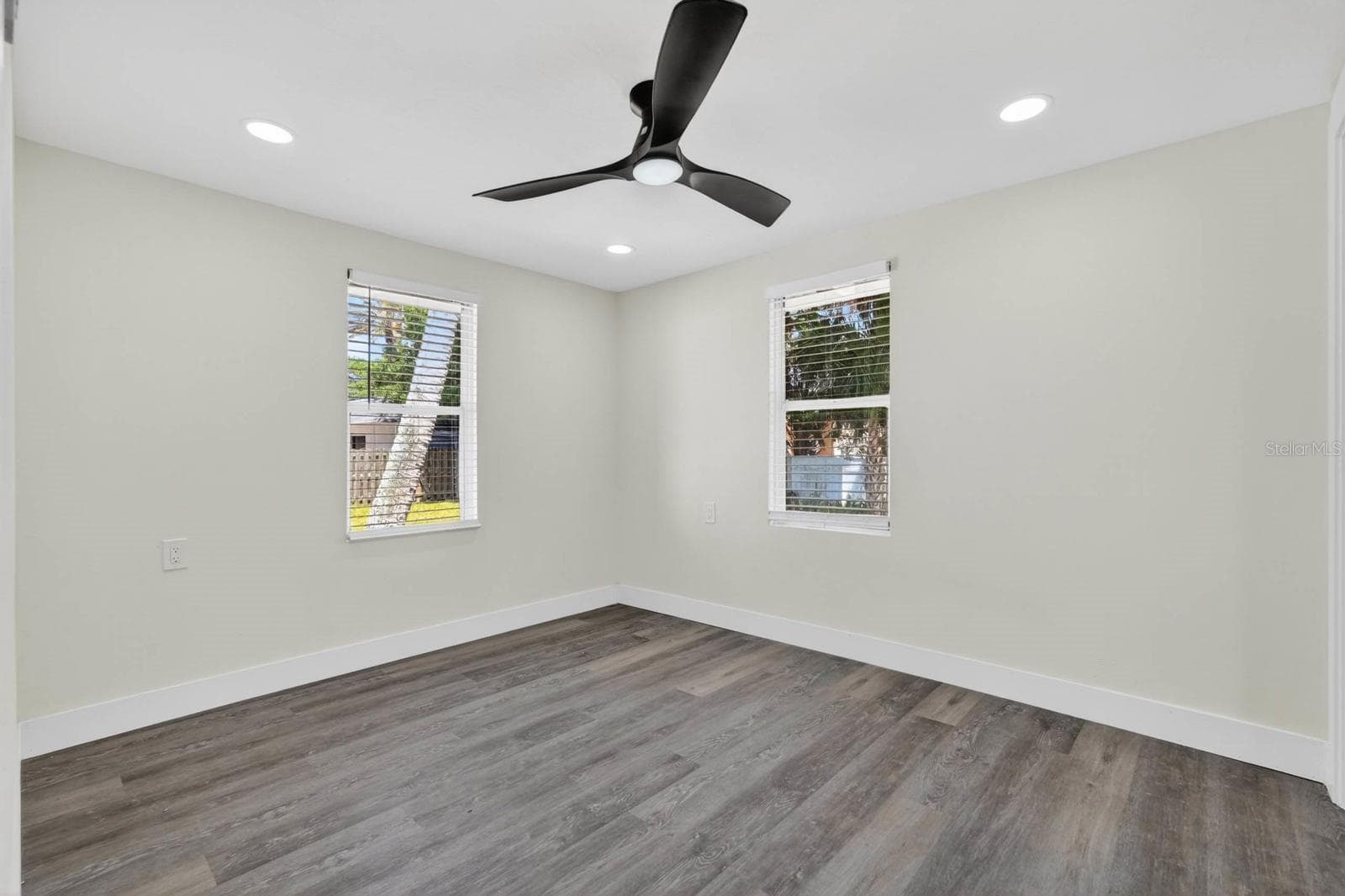 Single Family Residence at 246 WILLOW PL, ORMOND BEACH, photo 14 of 39