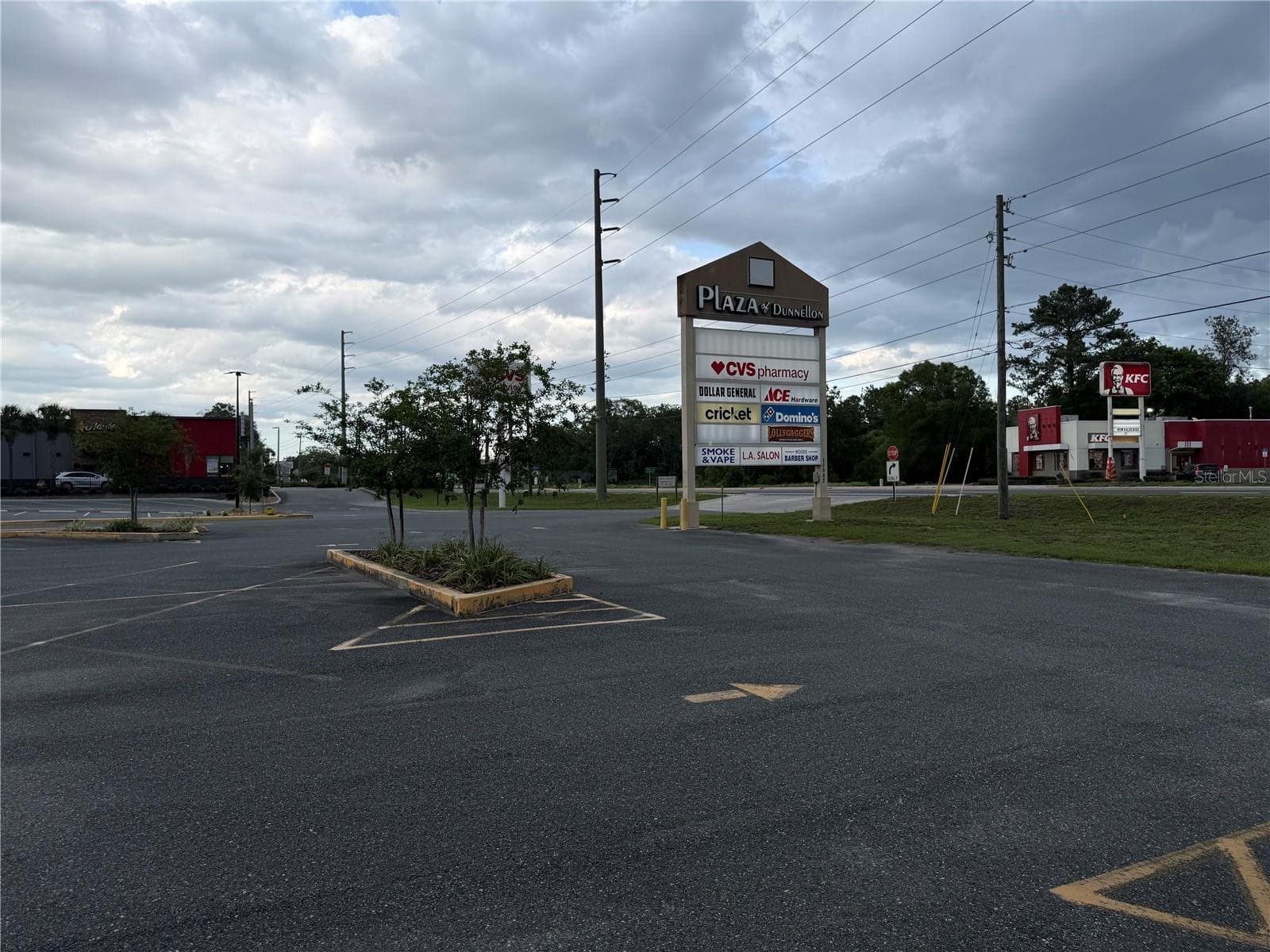Business at 11582 N WILLIAMS ST, DUNNELLON, photo 2 of 7