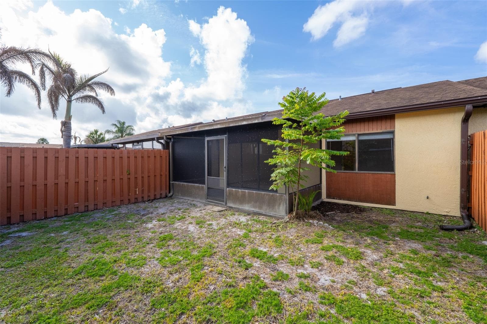 Private Backyard - 48 HEPBURN PL, MERRITT ISLAND