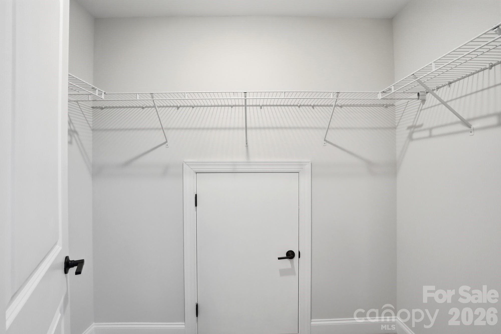 Walk in Closet - Gastonia