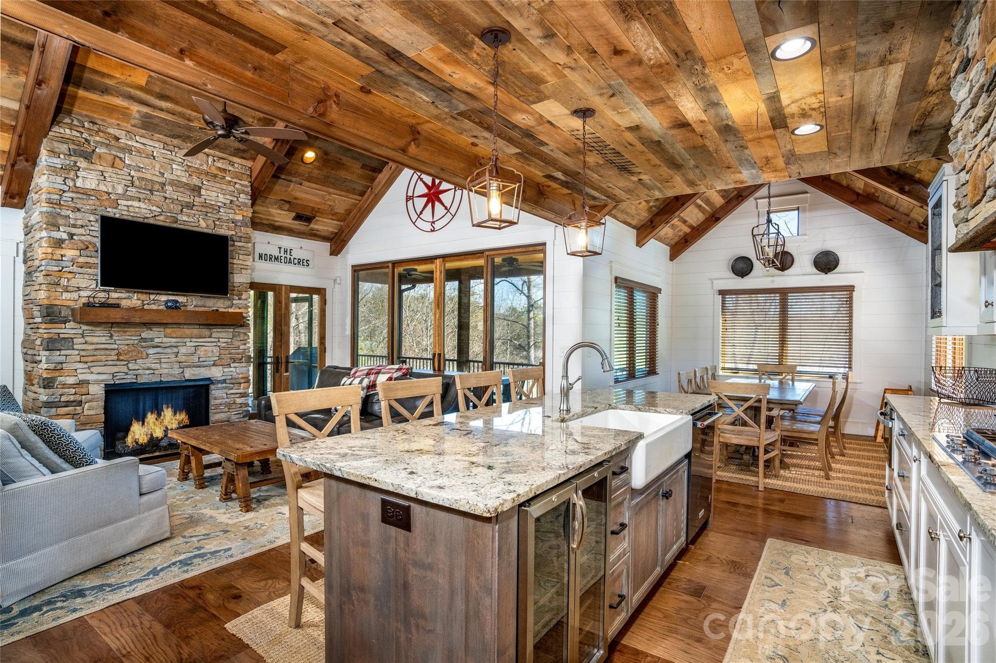 Single Family Residence at Nebo, photo 12 of 42
