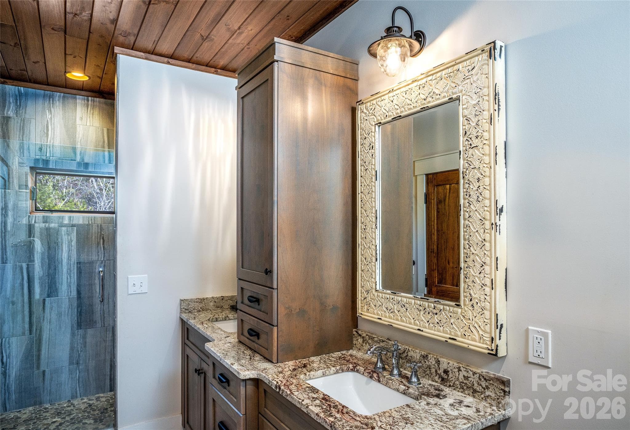 Main Level Full Bathroom - Nebo