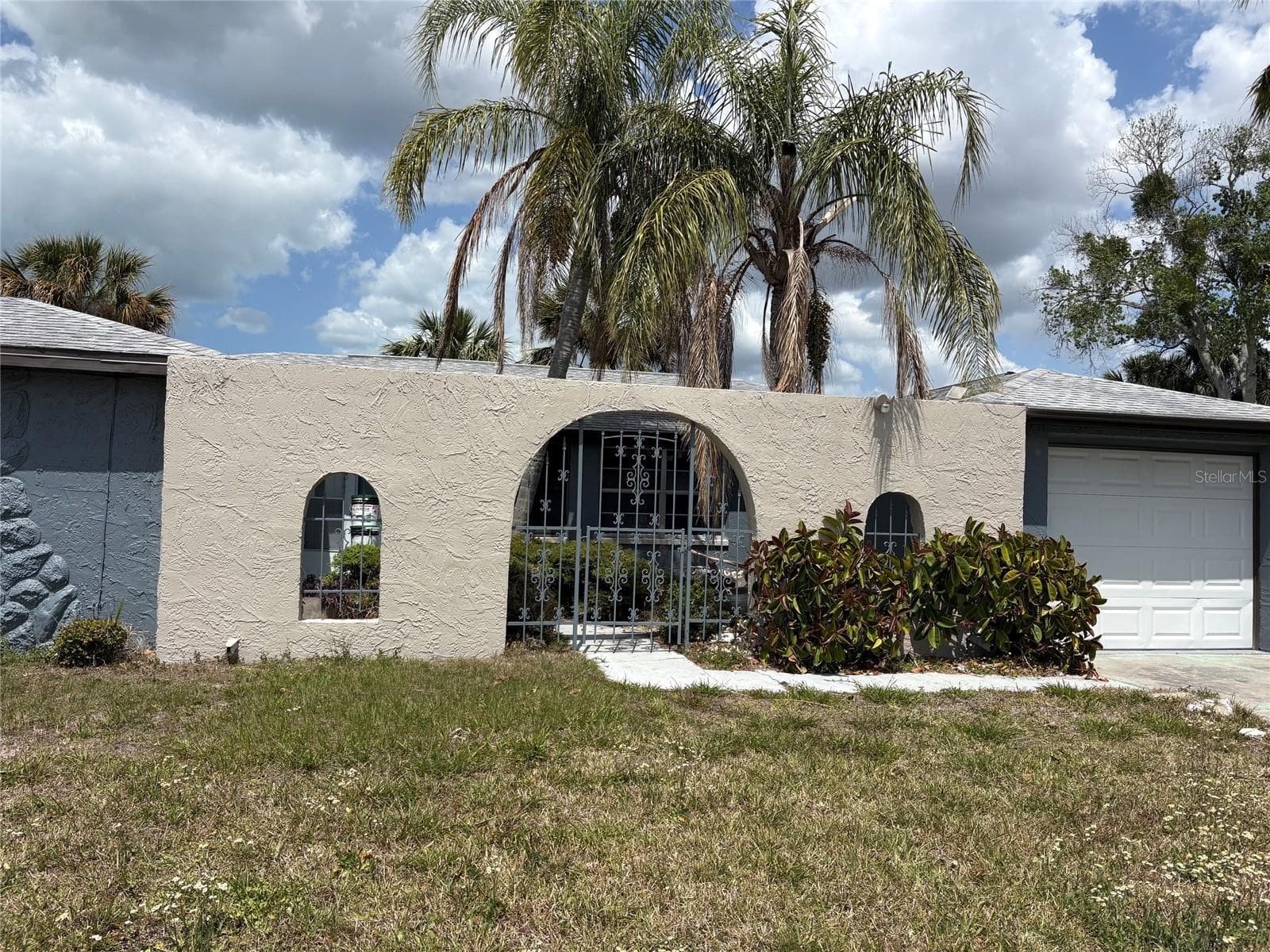 Single Family Residence at 6301 SEABREEZE DR, PORT RICHEY, photo 5 of 32