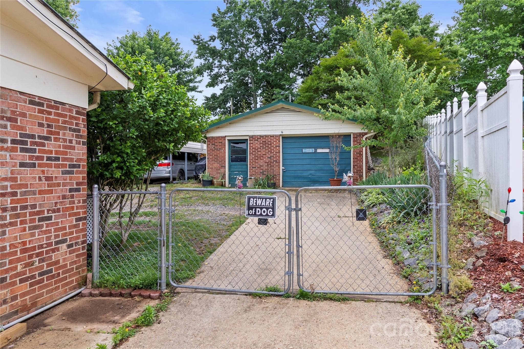 Single Family Residence at Lenoir, photo 5 of 35