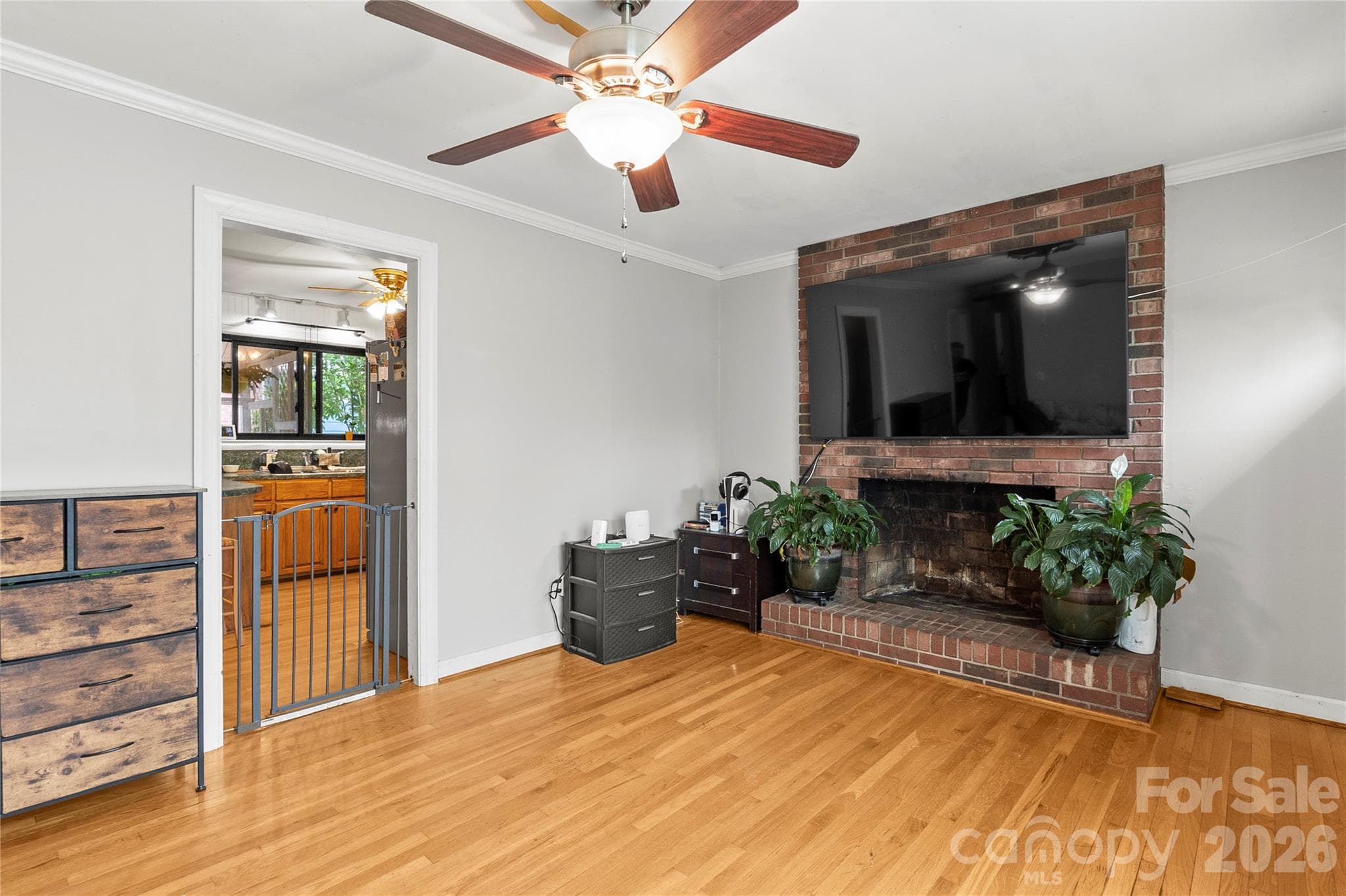 Single Family Residence at Lenoir, photo 6 of 35