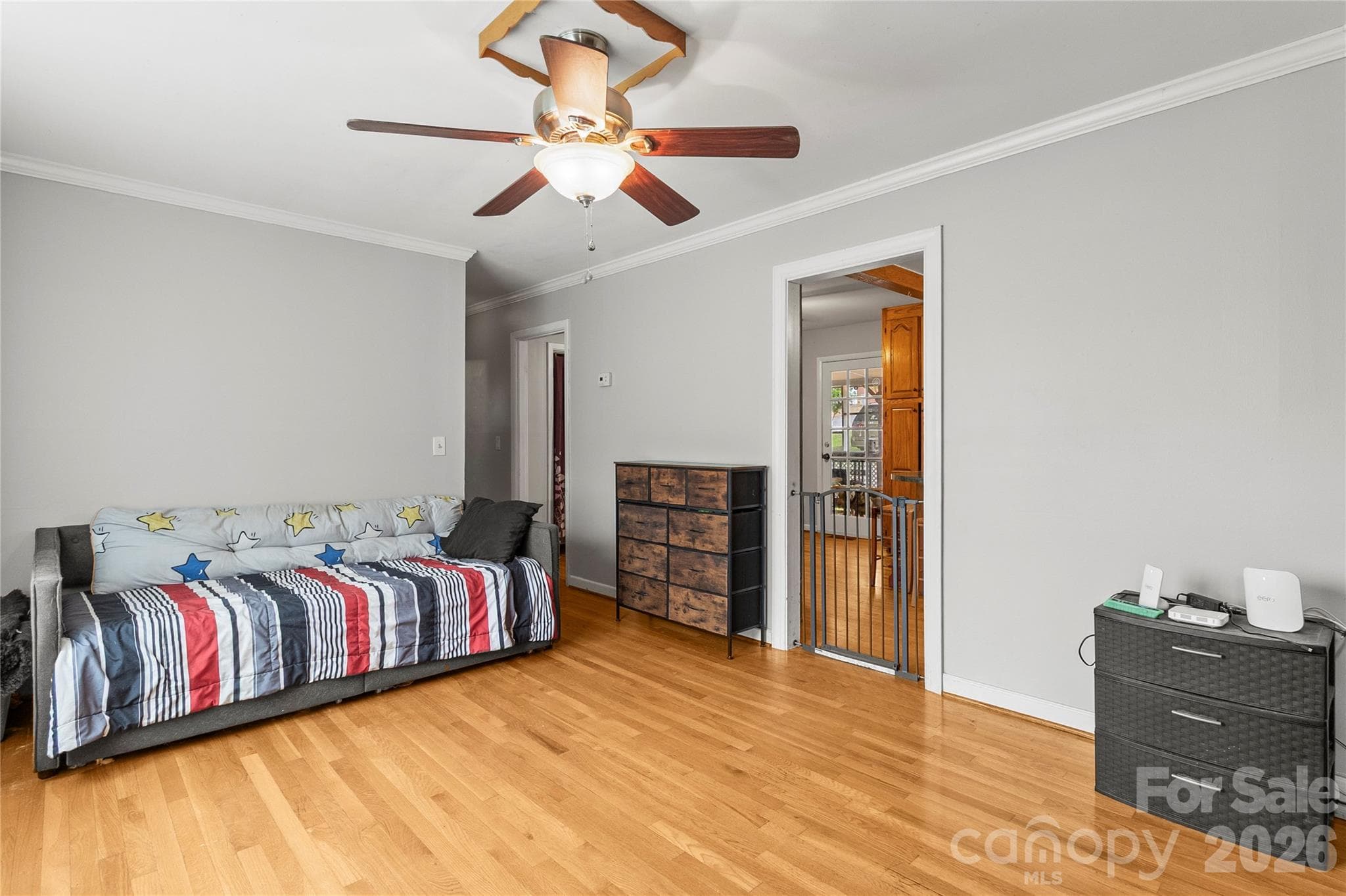 Single Family Residence at Lenoir, photo 8 of 35