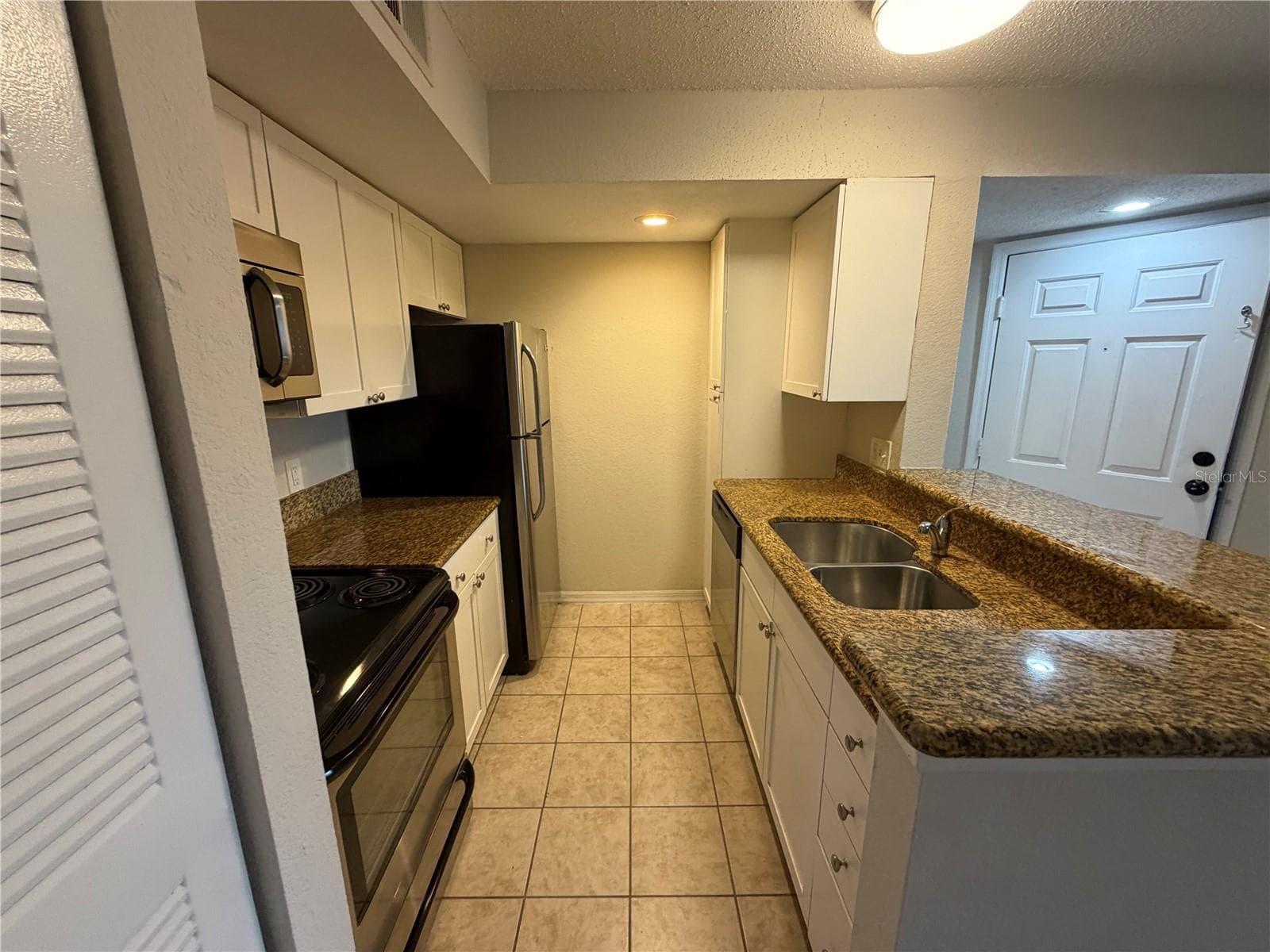 Condominium at 5128 CONROY RD #25, ORLANDO, photo 5 of 24
