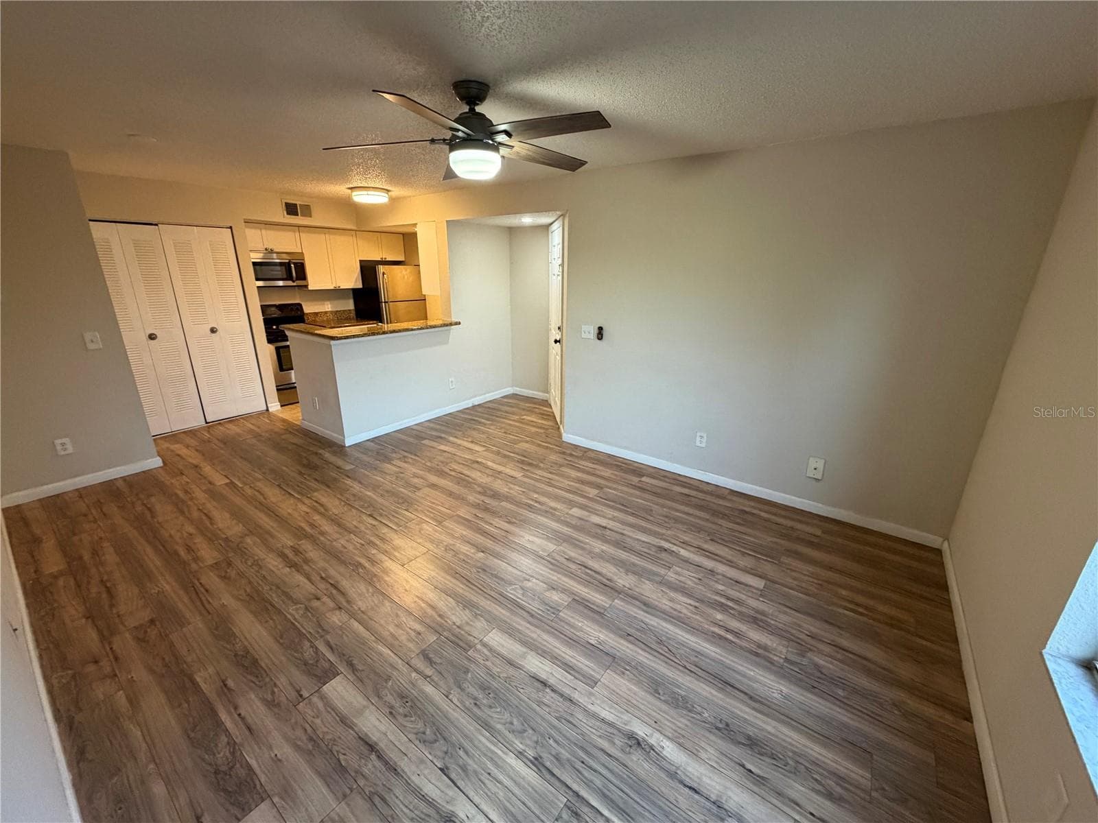 Condominium at 5128 CONROY RD #25, ORLANDO, photo 8 of 24