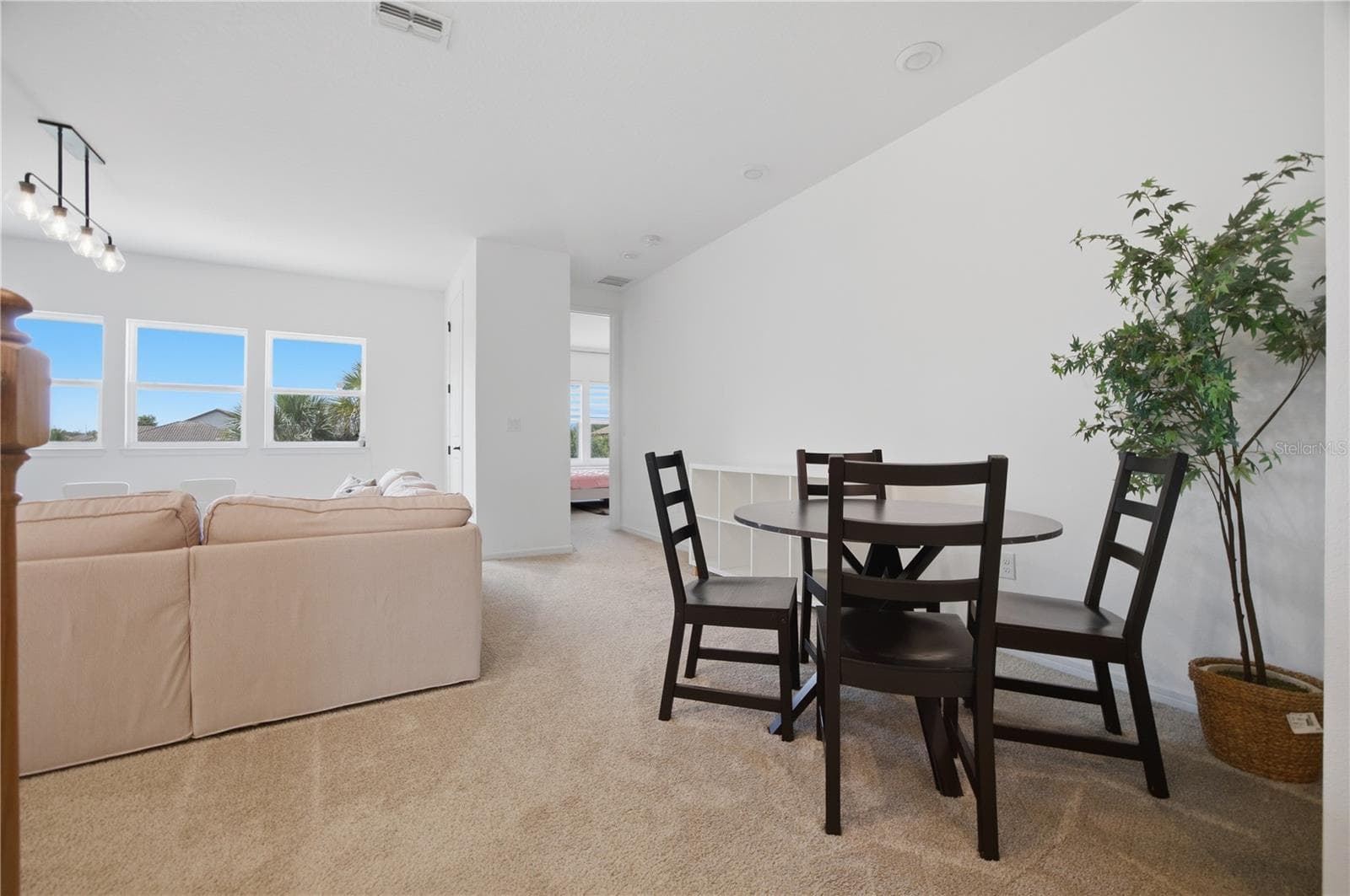 Single Family Residence at 13816 SHARP HAWK DR, RIVERVIEW, photo 31 of 76