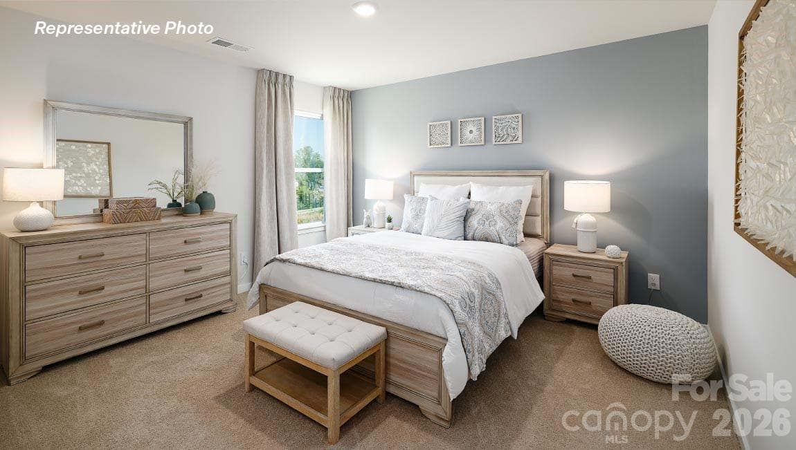 Single Family Residence at 632 17th Avenue Drive NE, Hickory, photo 11 of 31