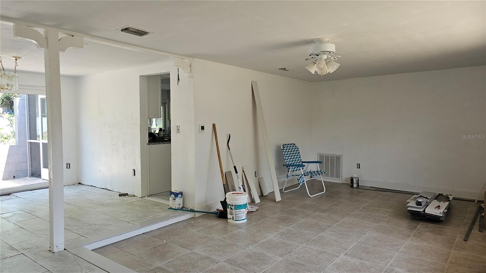 Single Family Residence at 3442 OVERLAND DR, HOLIDAY, photo 3 of 94