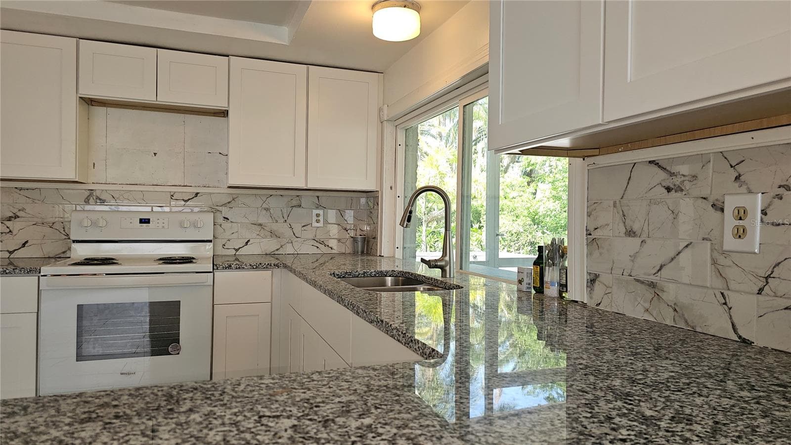 Single Family Residence at 3442 OVERLAND DR, HOLIDAY, photo 12 of 94