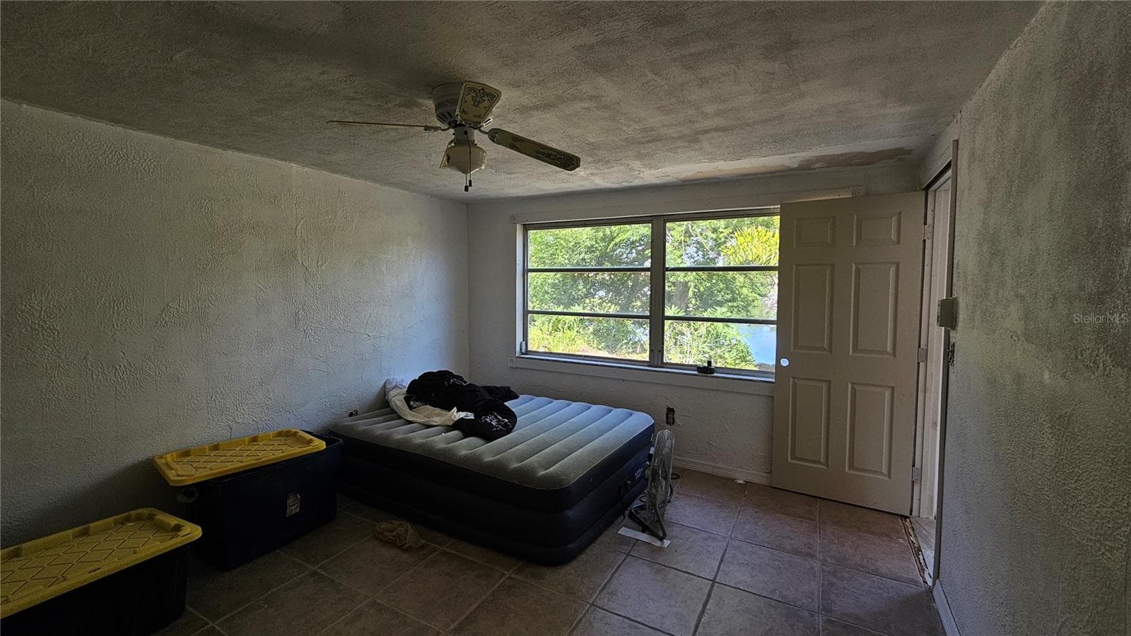 Single Family Residence at 3442 OVERLAND DR, HOLIDAY, photo 27 of 94