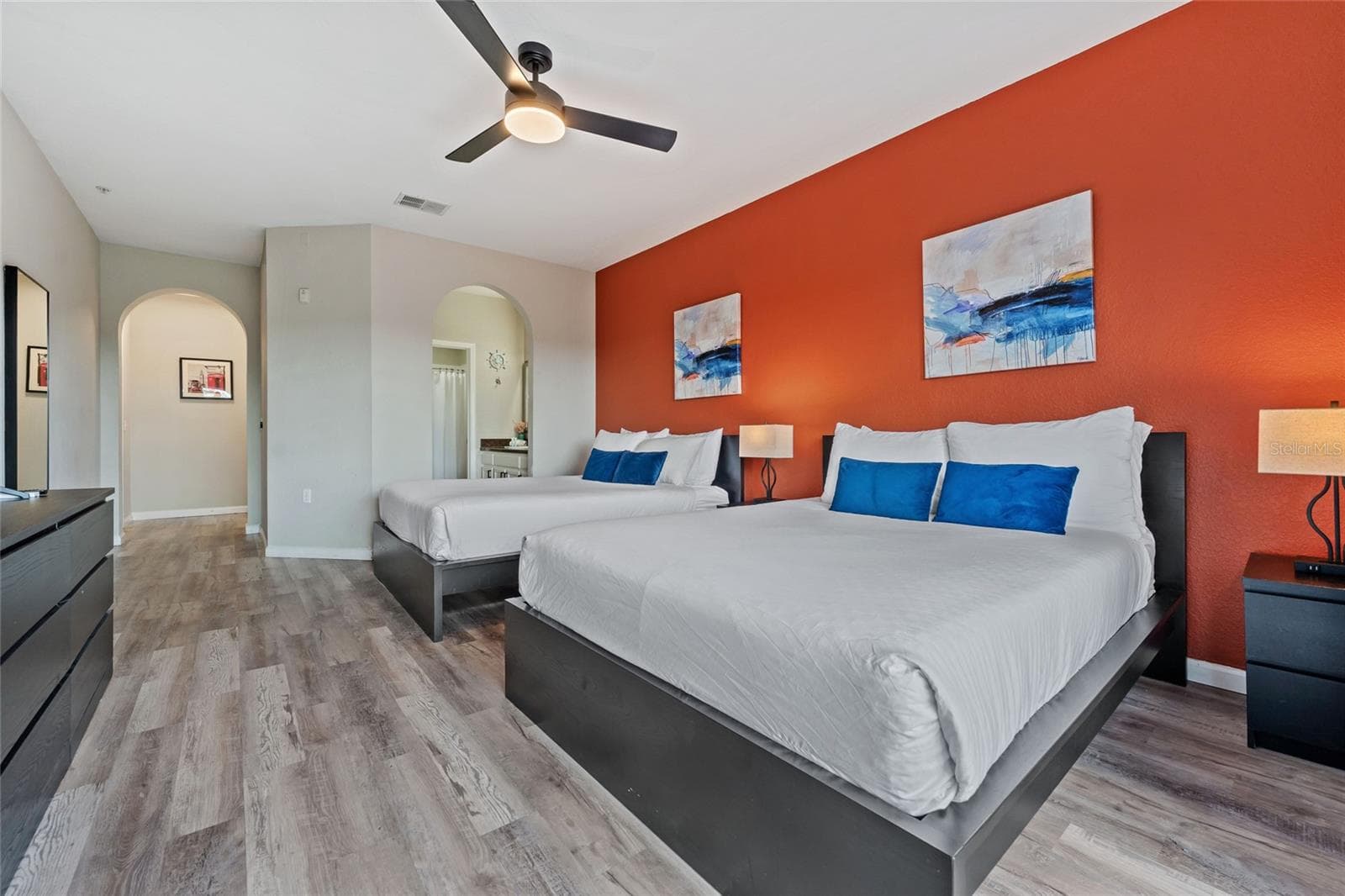 Second bedroom, 2 queen beds - 14200 AVALON RD #409, WINTER GARDEN