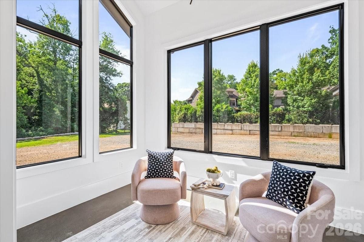 Sunroom with amazing light and views of the property - Charlotte
