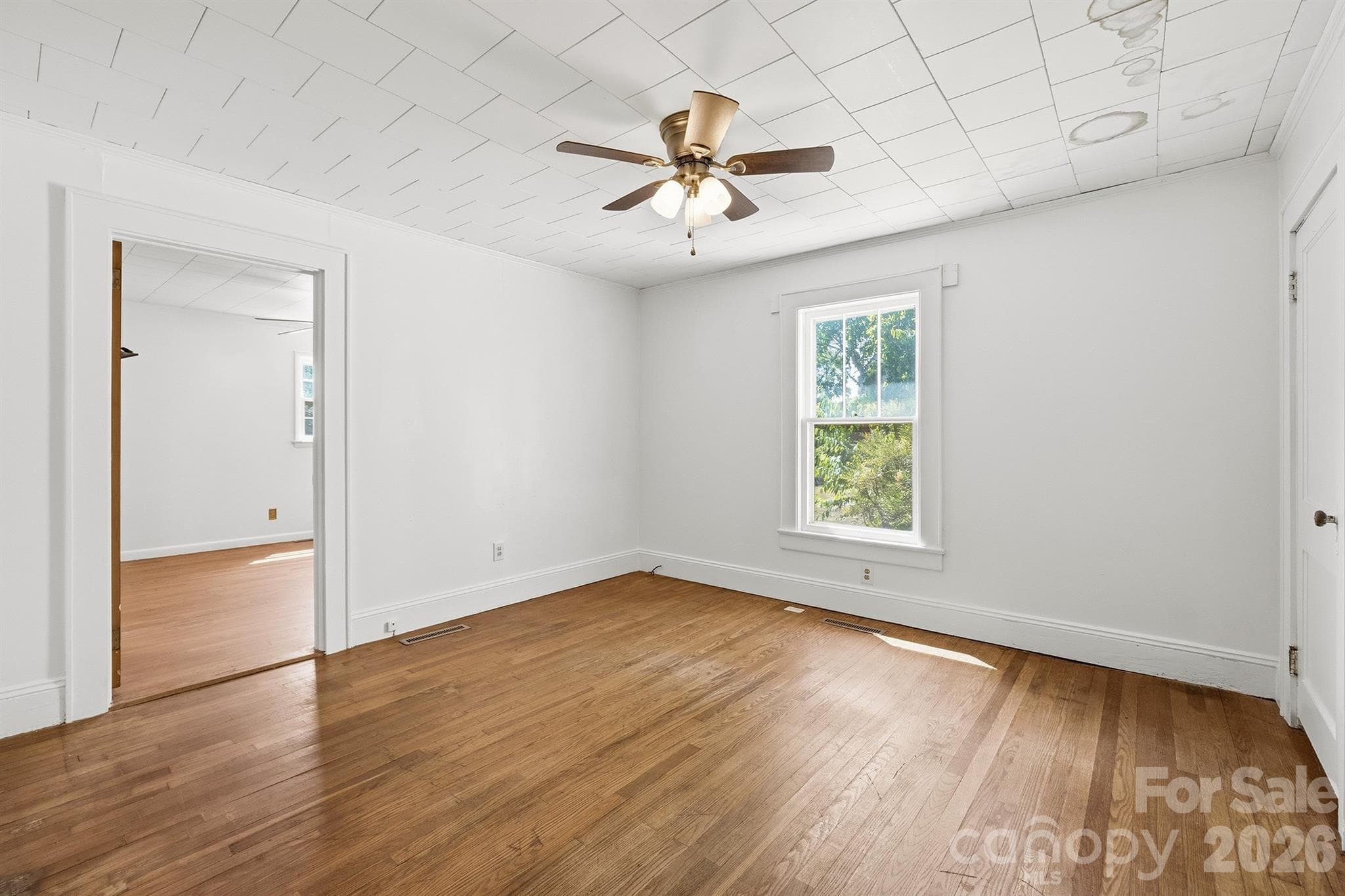 Single Family Residence at 2308 11th Avenue NE, Hickory, photo 9 of 24