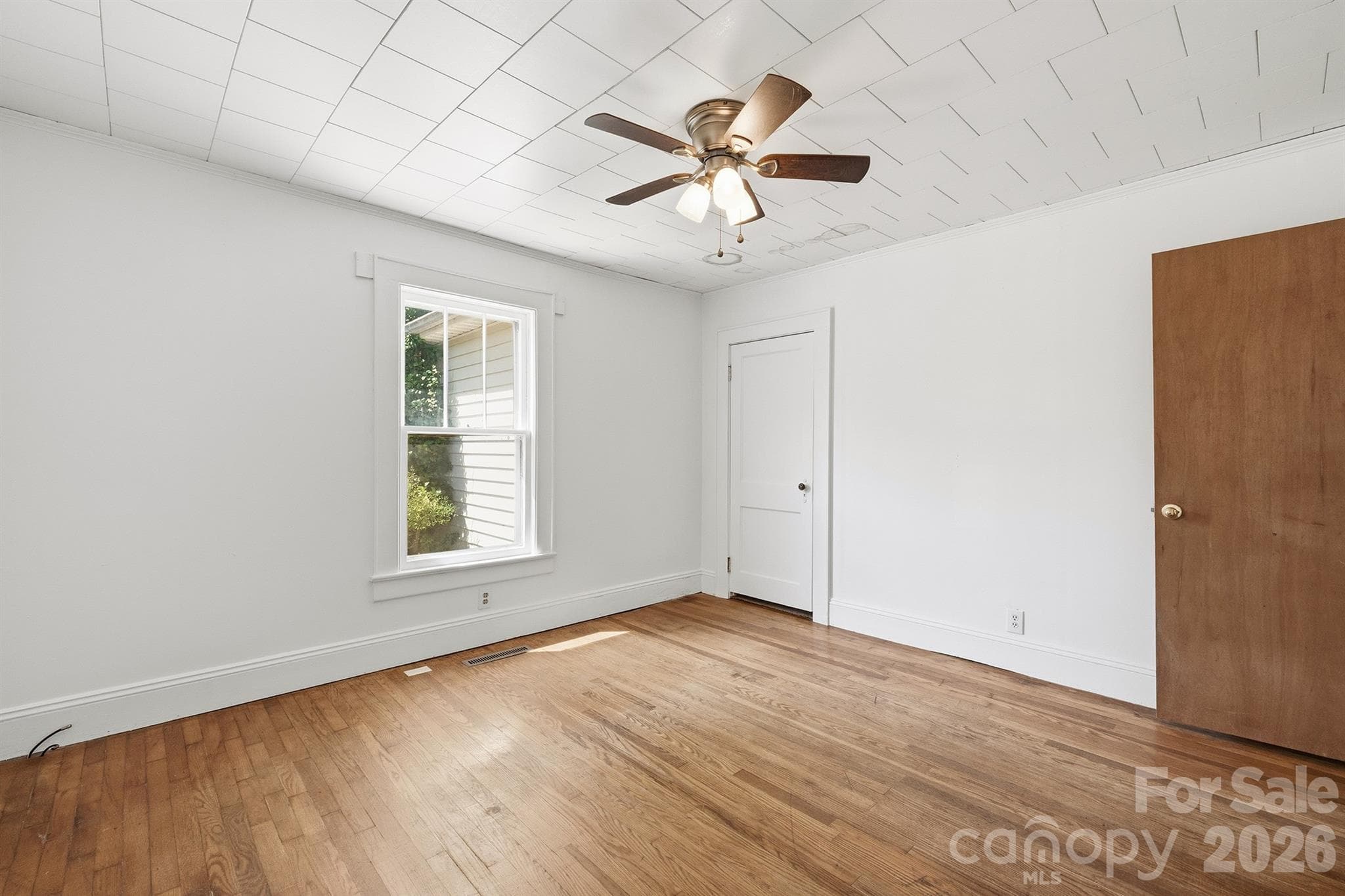 Single Family Residence at 2308 11th Avenue NE, Hickory, photo 11 of 24