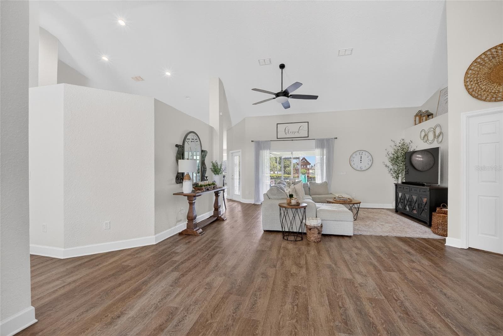 Single Family Residence at 3903 SE 38TH LOOP, OCALA, photo 6 of 36