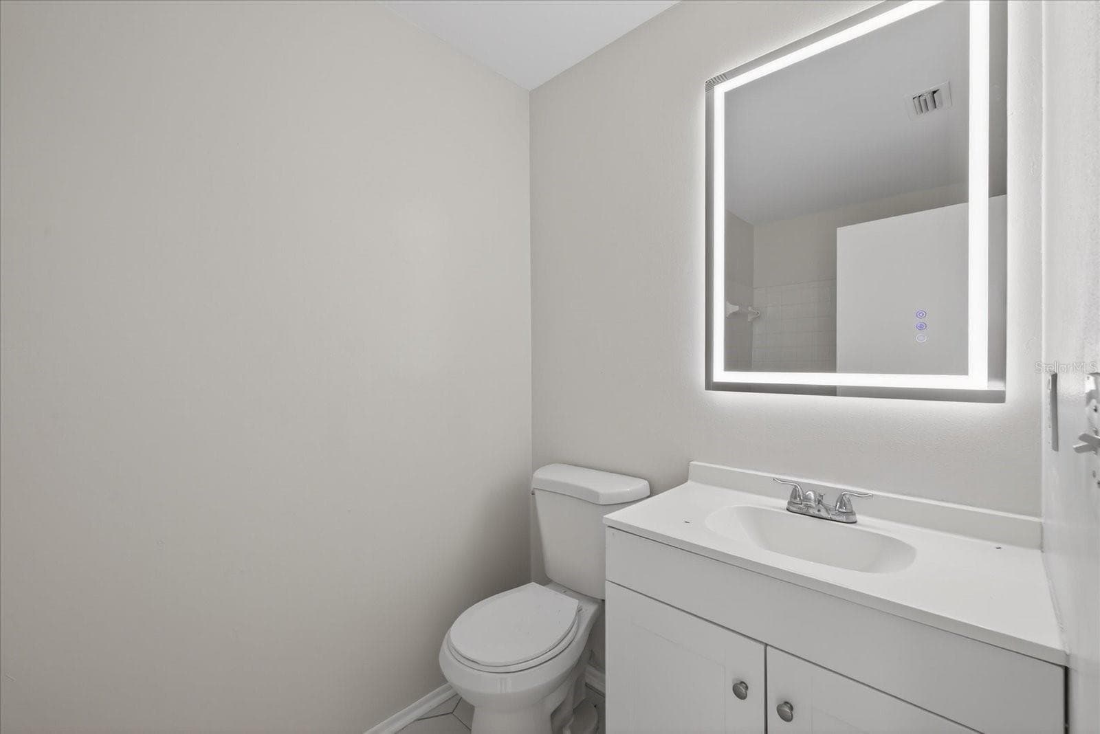 Townhouse at 14024 VILLAGE TERRACE DR, TAMPA, photo 20 of 41
