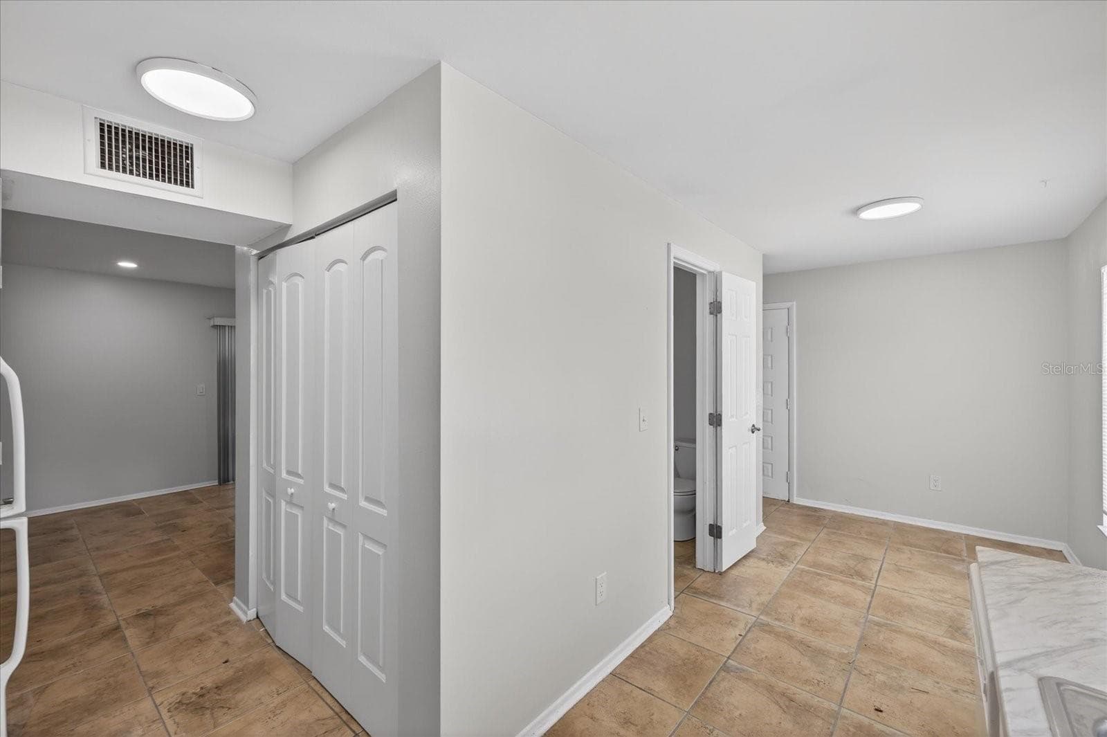 Townhouse at 14024 VILLAGE TERRACE DR, TAMPA, photo 24 of 41