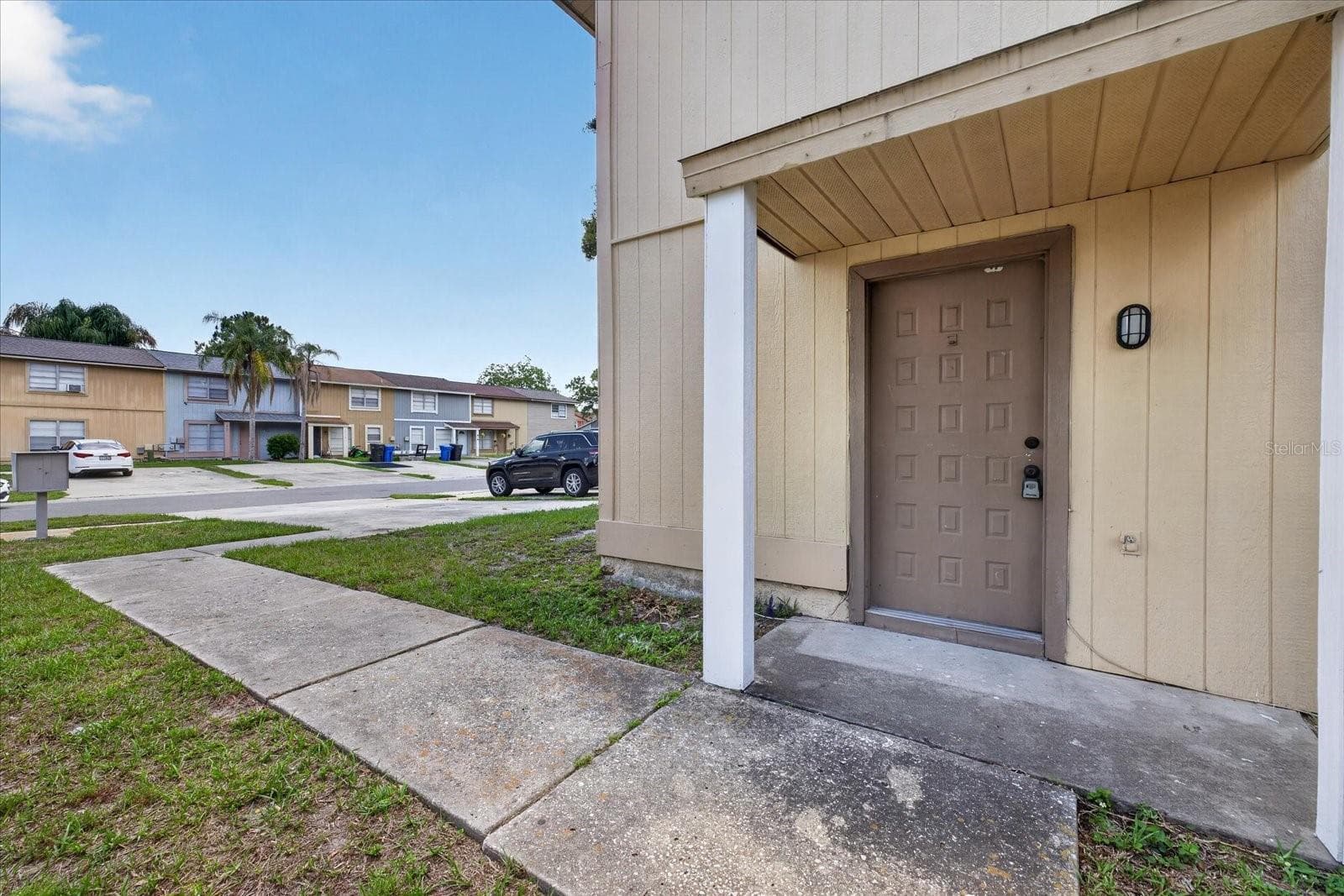 Townhouse at 14024 VILLAGE TERRACE DR, TAMPA, photo 33 of 41