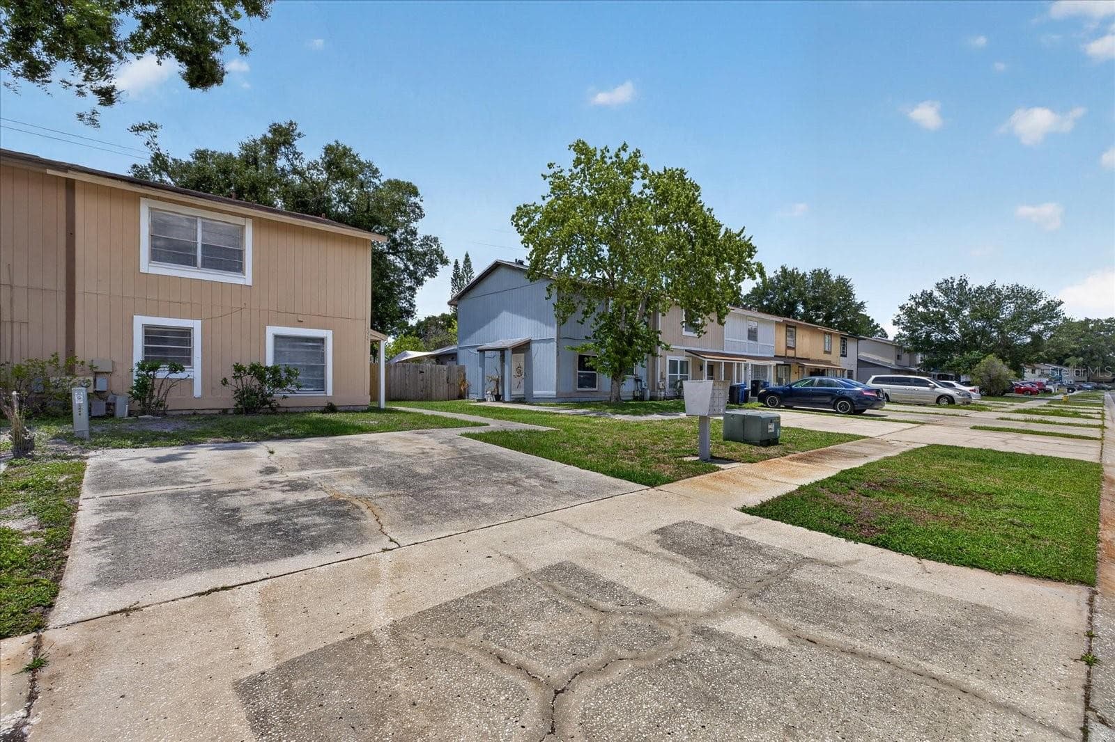 Townhouse at 14024 VILLAGE TERRACE DR, TAMPA, photo 35 of 41
