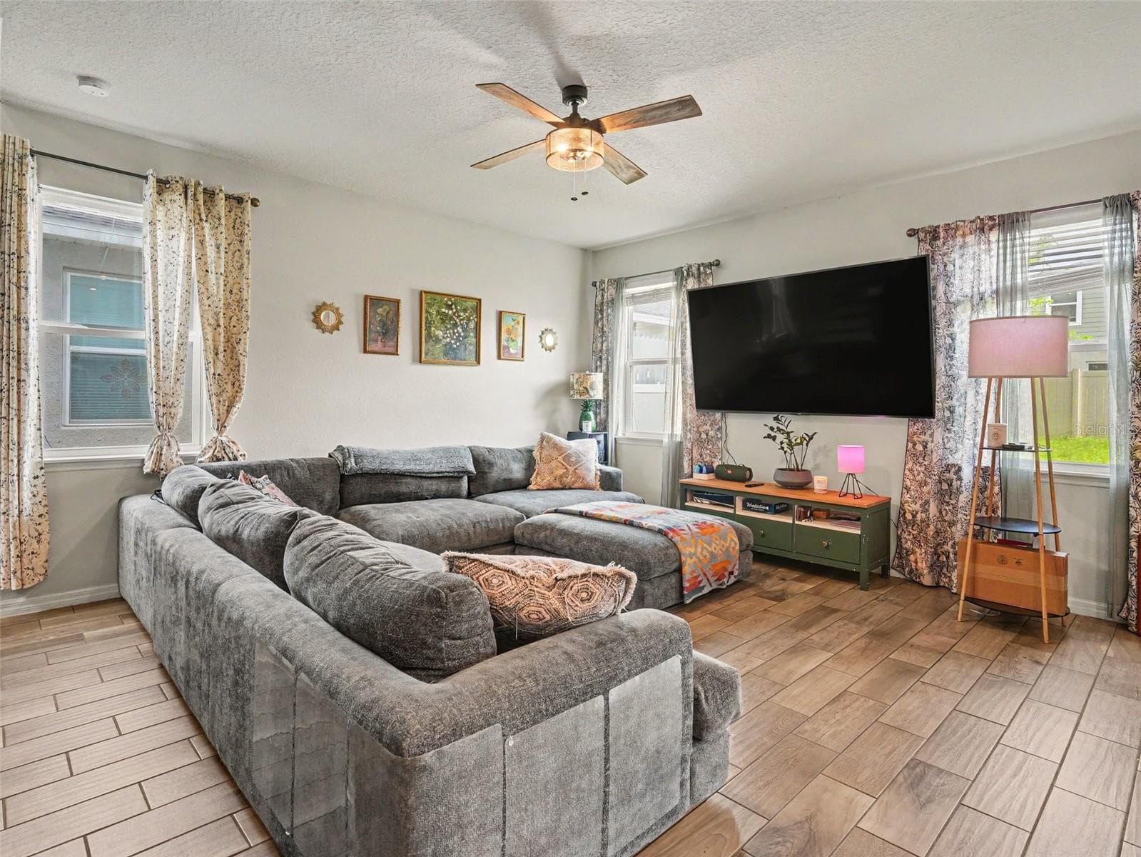 Single Family Residence at 11609 FRINGETREE CT, RIVERVIEW, photo 8 of 22
