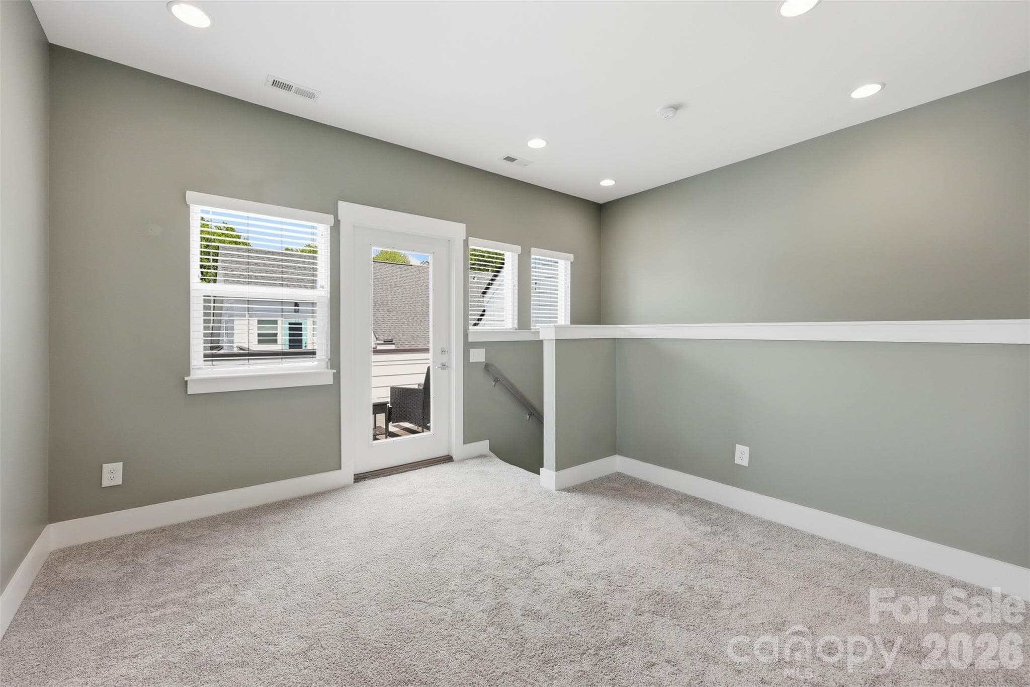 Very versatile loft on the top floor with a view of the large terrace. - 2148 Electric Lane, Charlotte