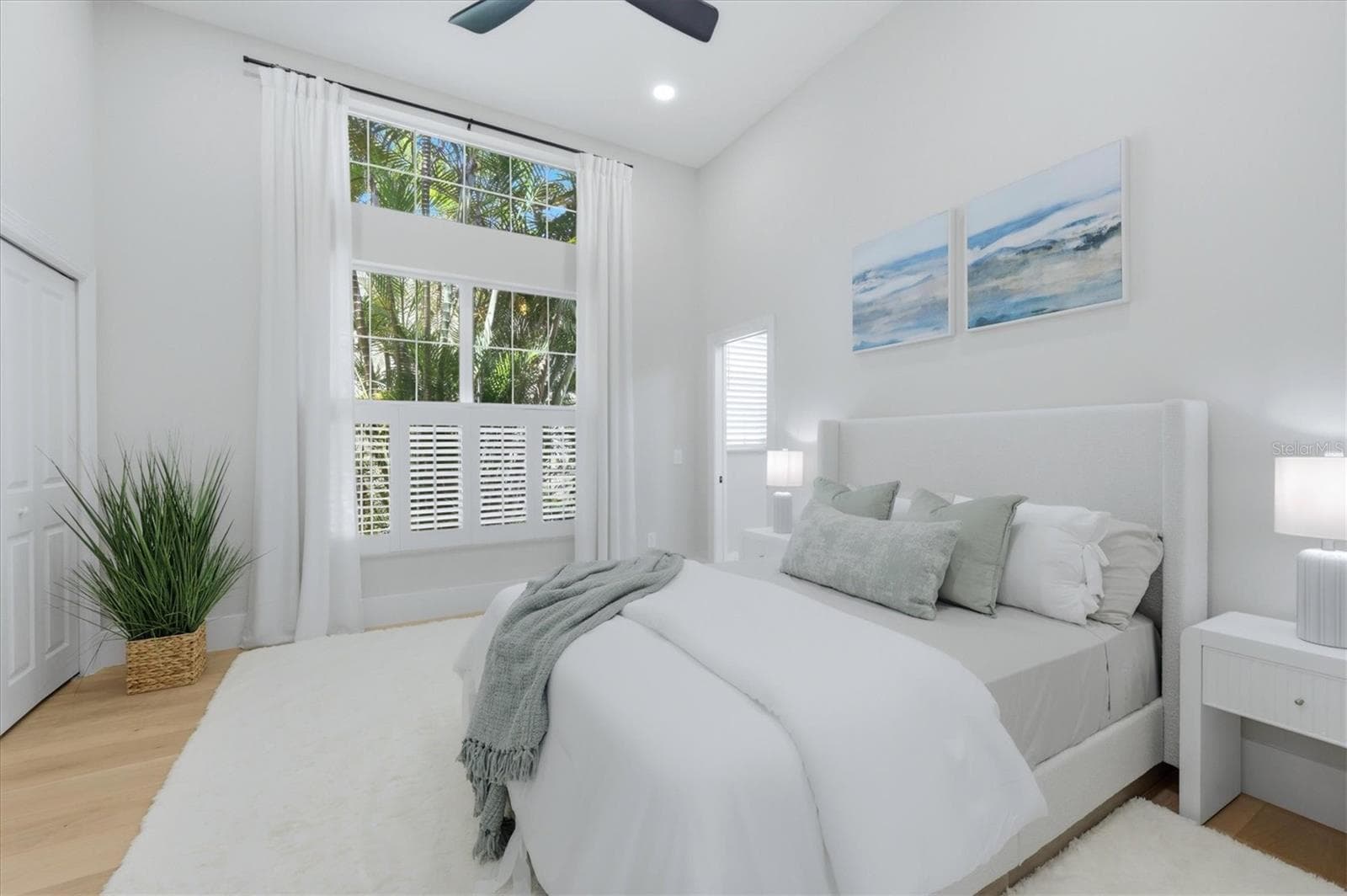 First Floor Guest Bedroom - 3606 FAIR OAKS PL, LONGBOAT KEY