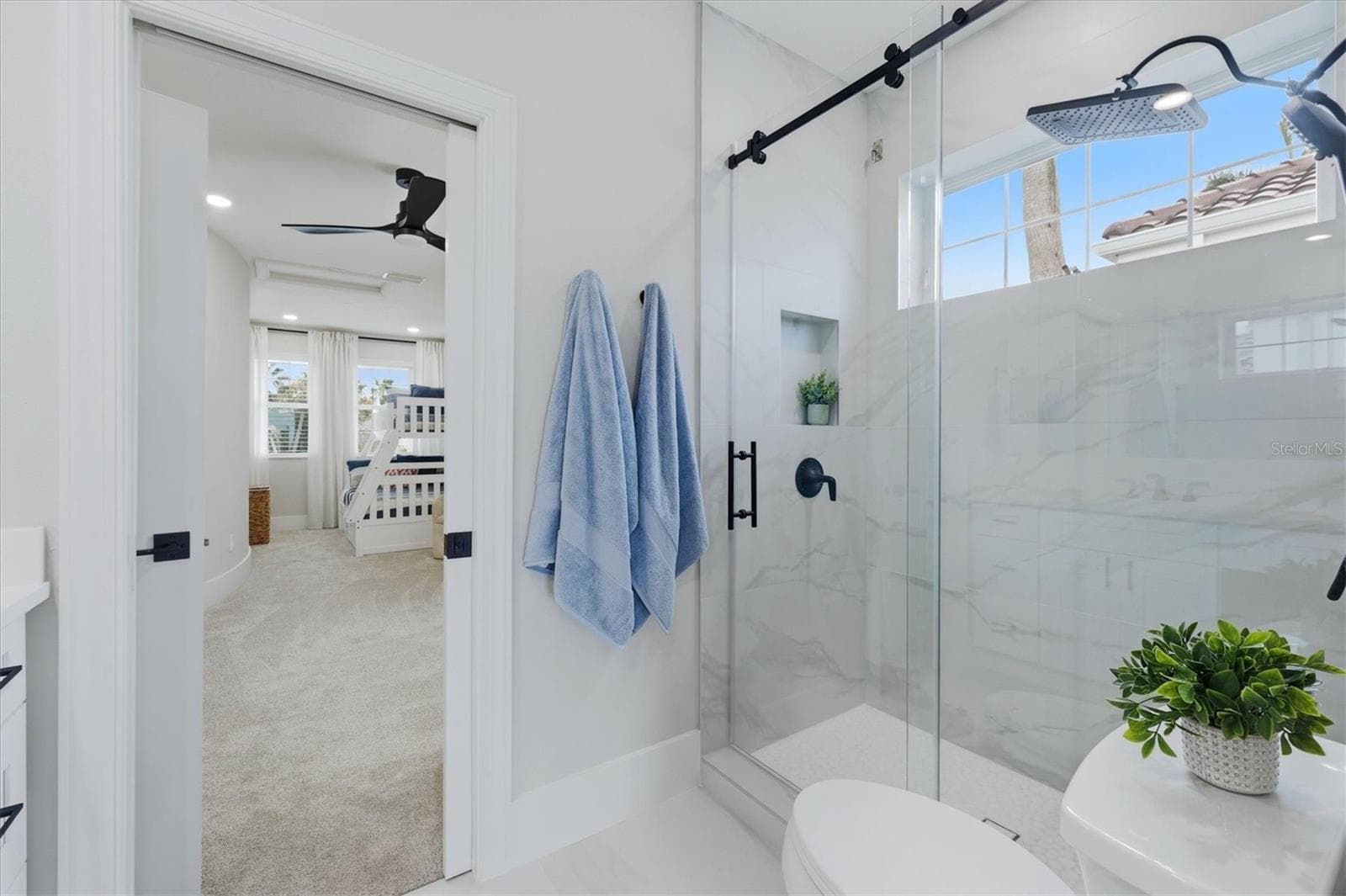 Second Story Jack & Jill Bathroom - 3606 FAIR OAKS PL, LONGBOAT KEY