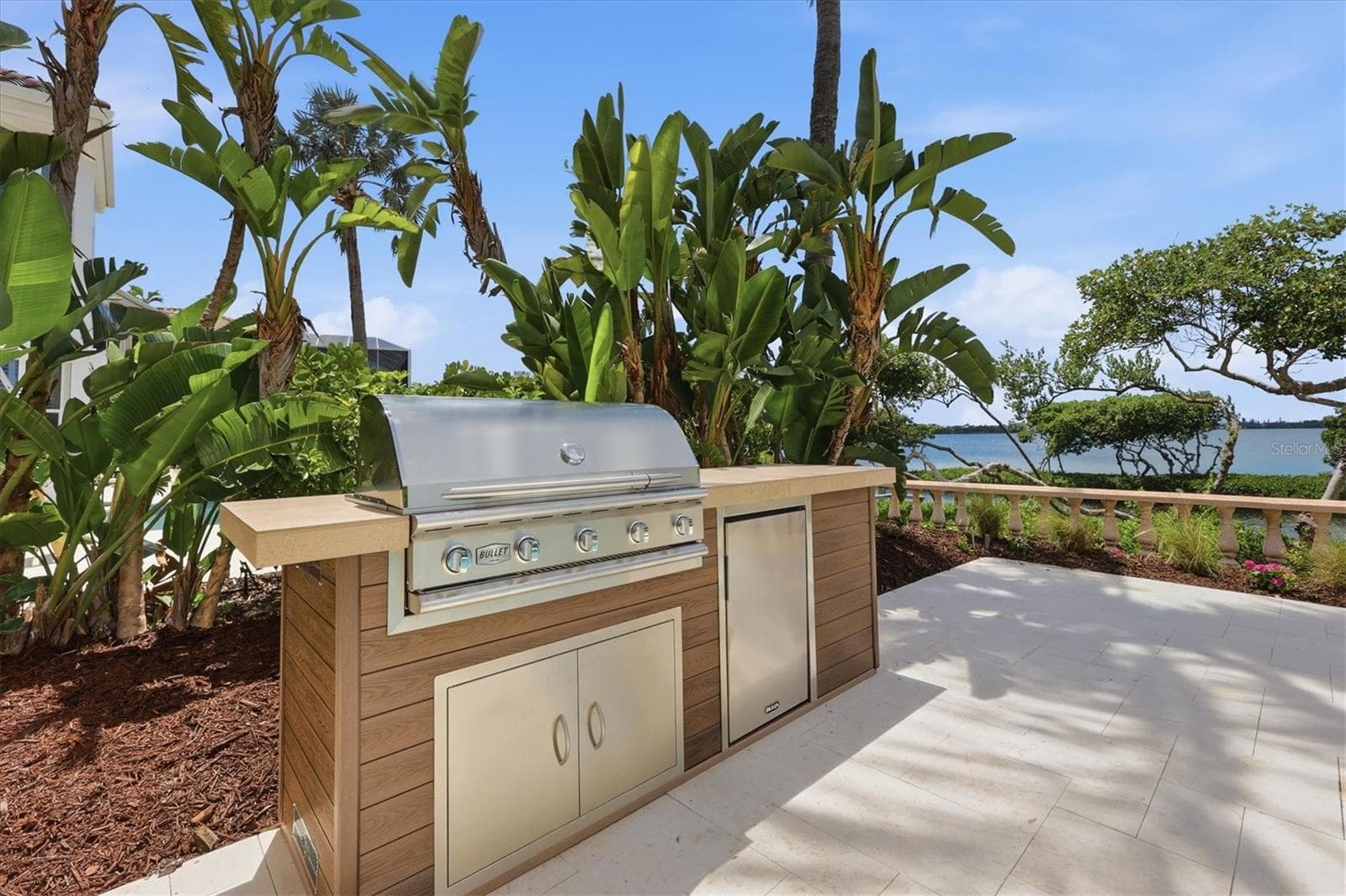 Outdoor Kitchen - 3606 FAIR OAKS PL, LONGBOAT KEY